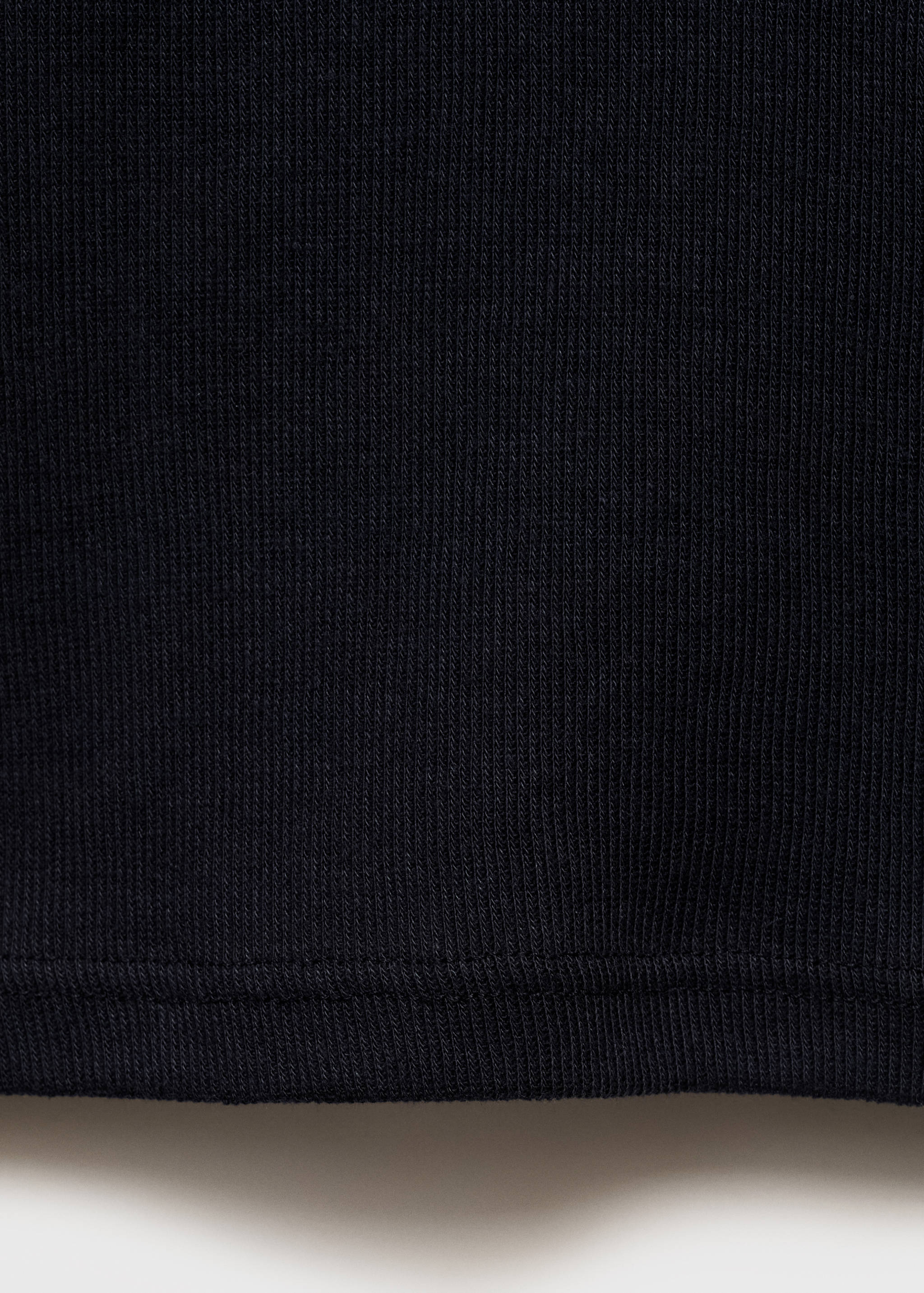 V-neck combined-fabric t-shirt - Details of the article 0