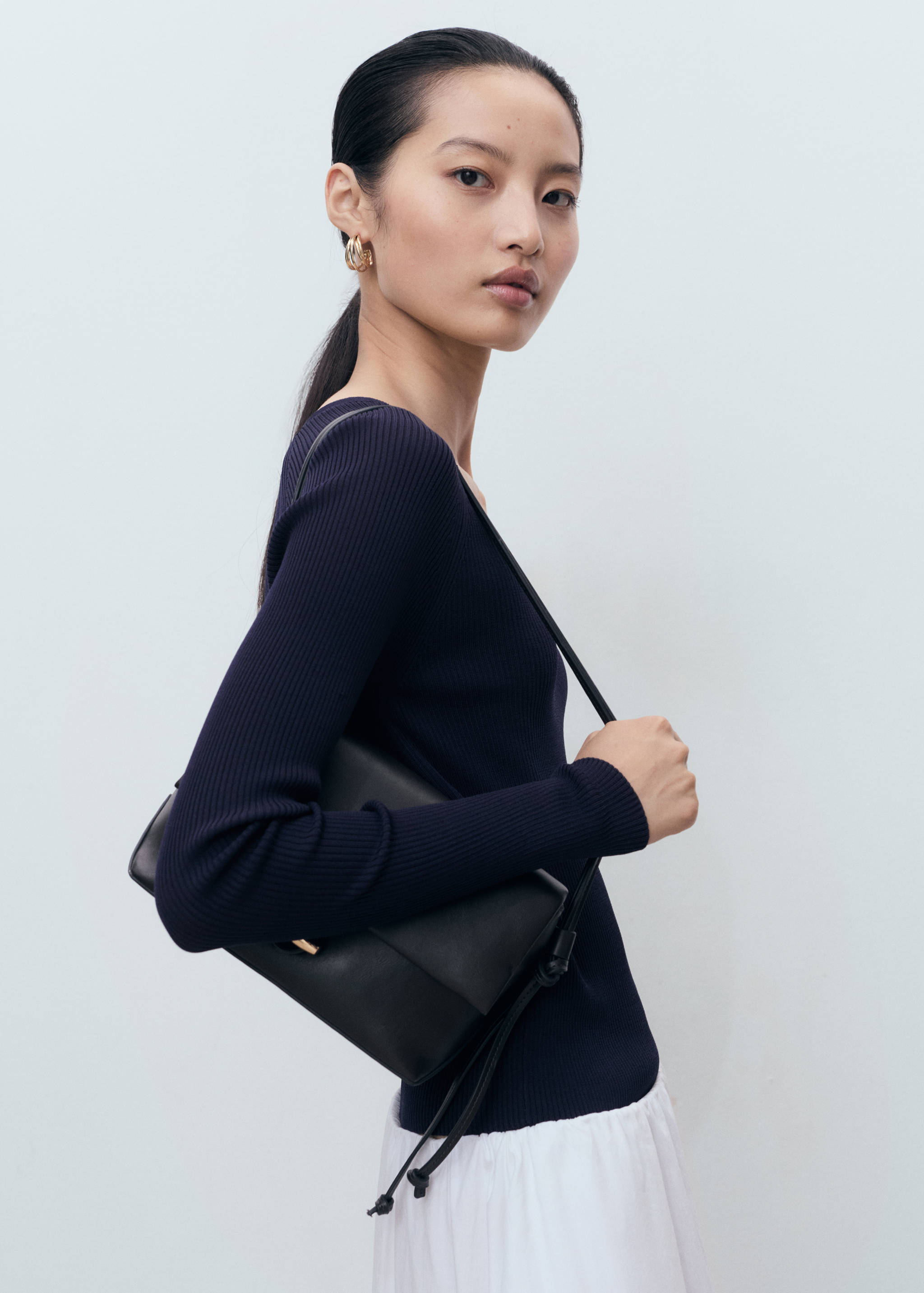 Pull-over côtelé col en V - Détail de l'article 1