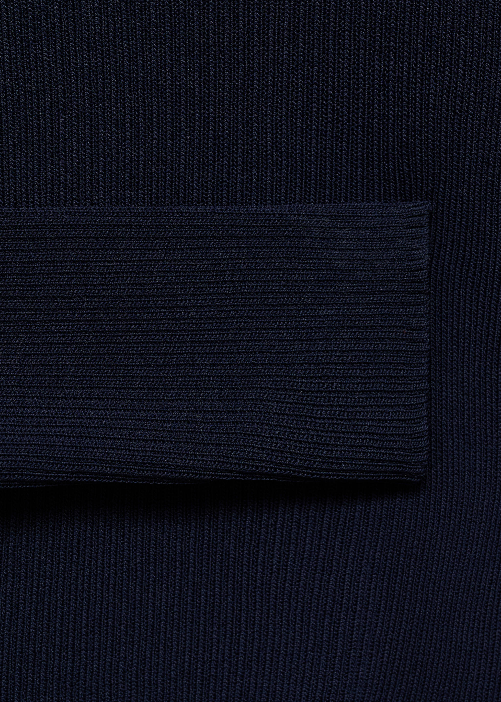 Pull-over côtelé col en V - Détail de l'article 8