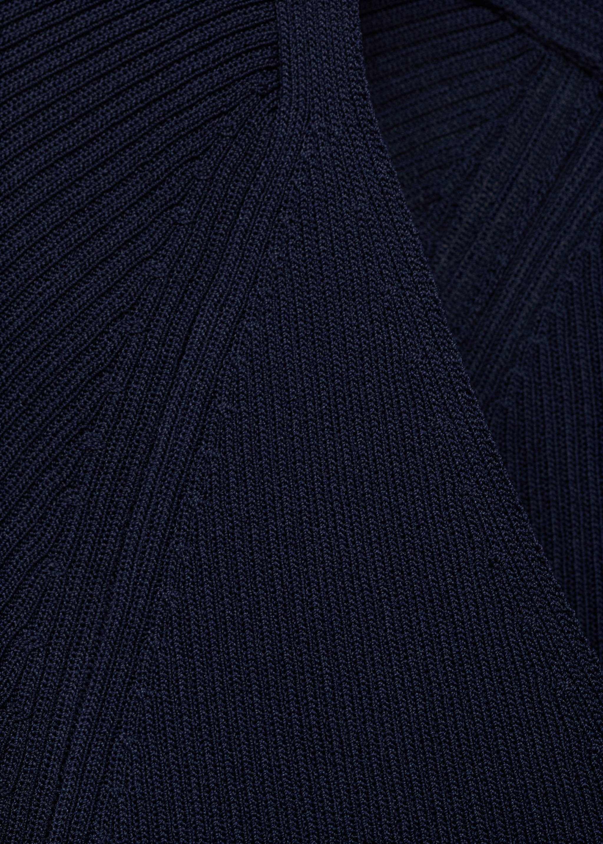 Pull-over côtelé col en V - Détail de l'article 0