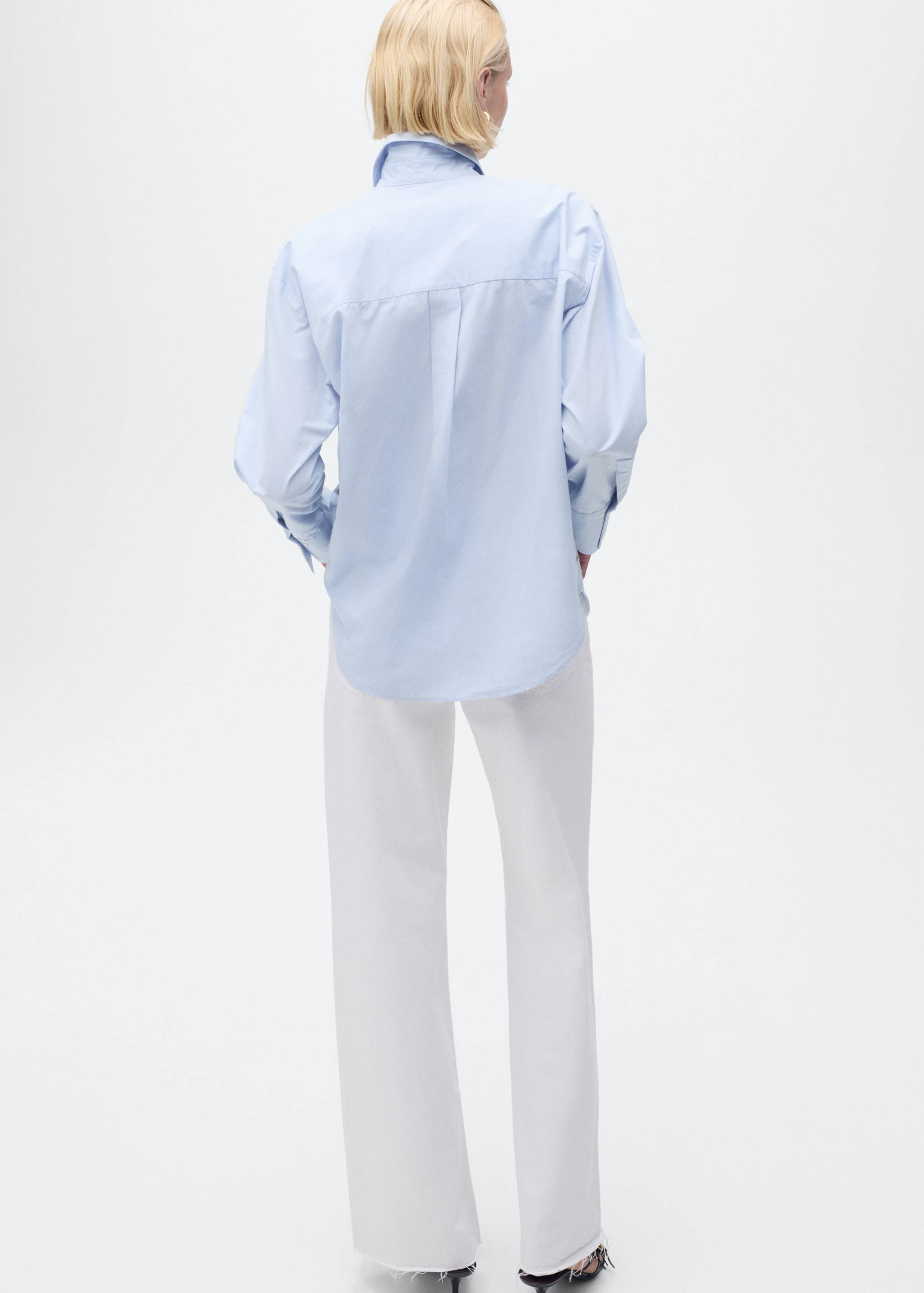 Baumwollhemd mit Strassverzierung - Rückseite des Artikels