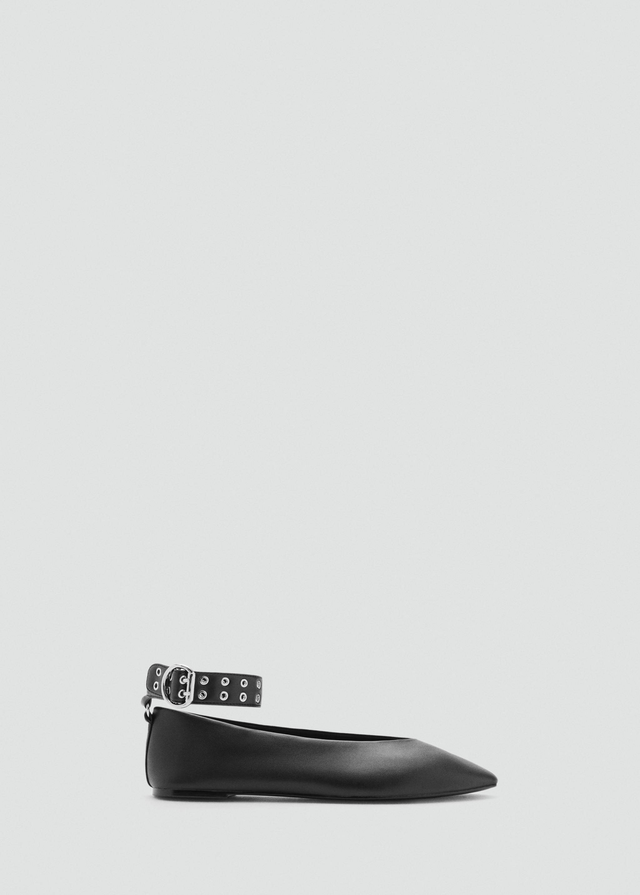 Ballet flats with eyelet strap - Article without model