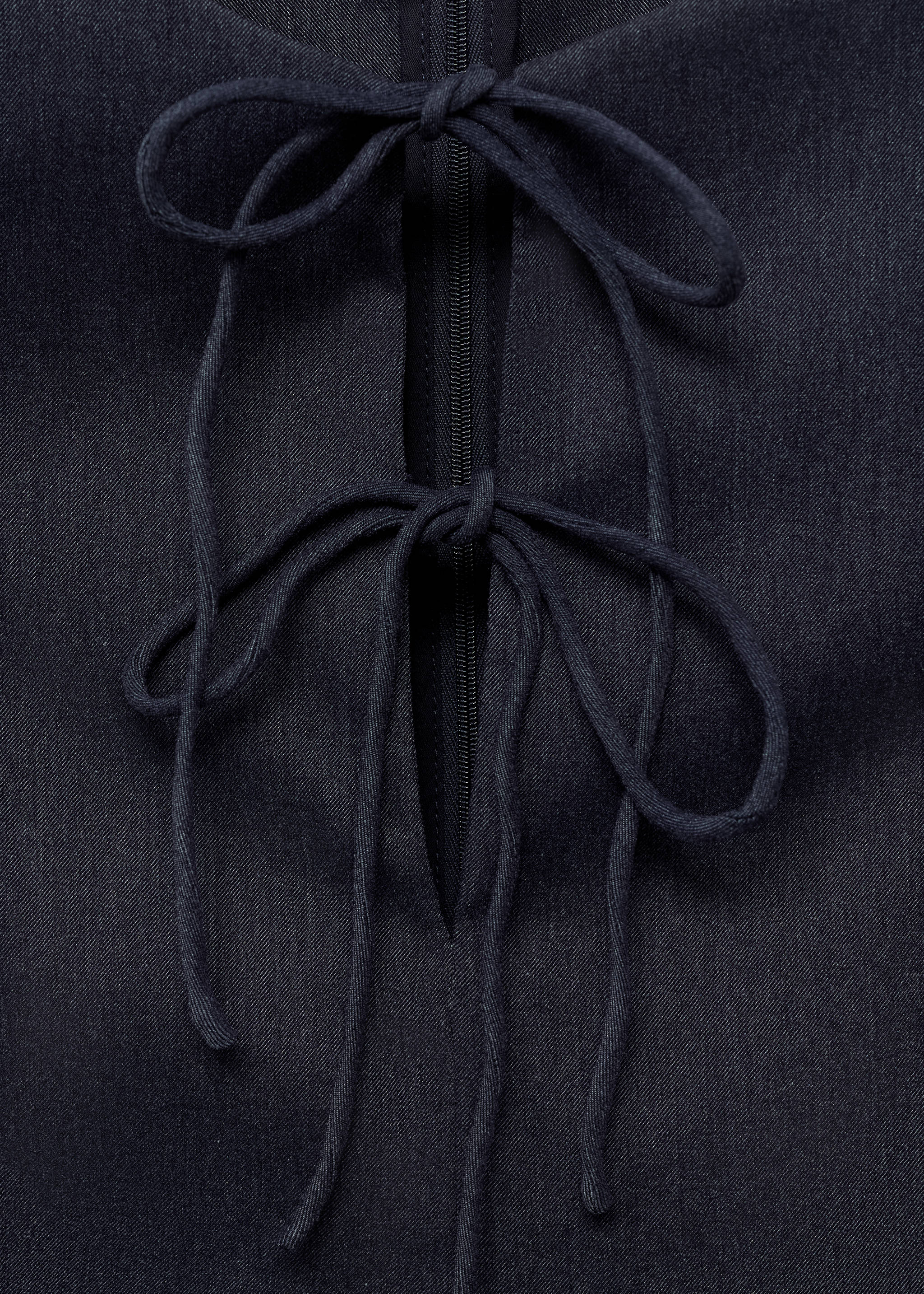 Denim-effect dress with bows - Details of the article 8