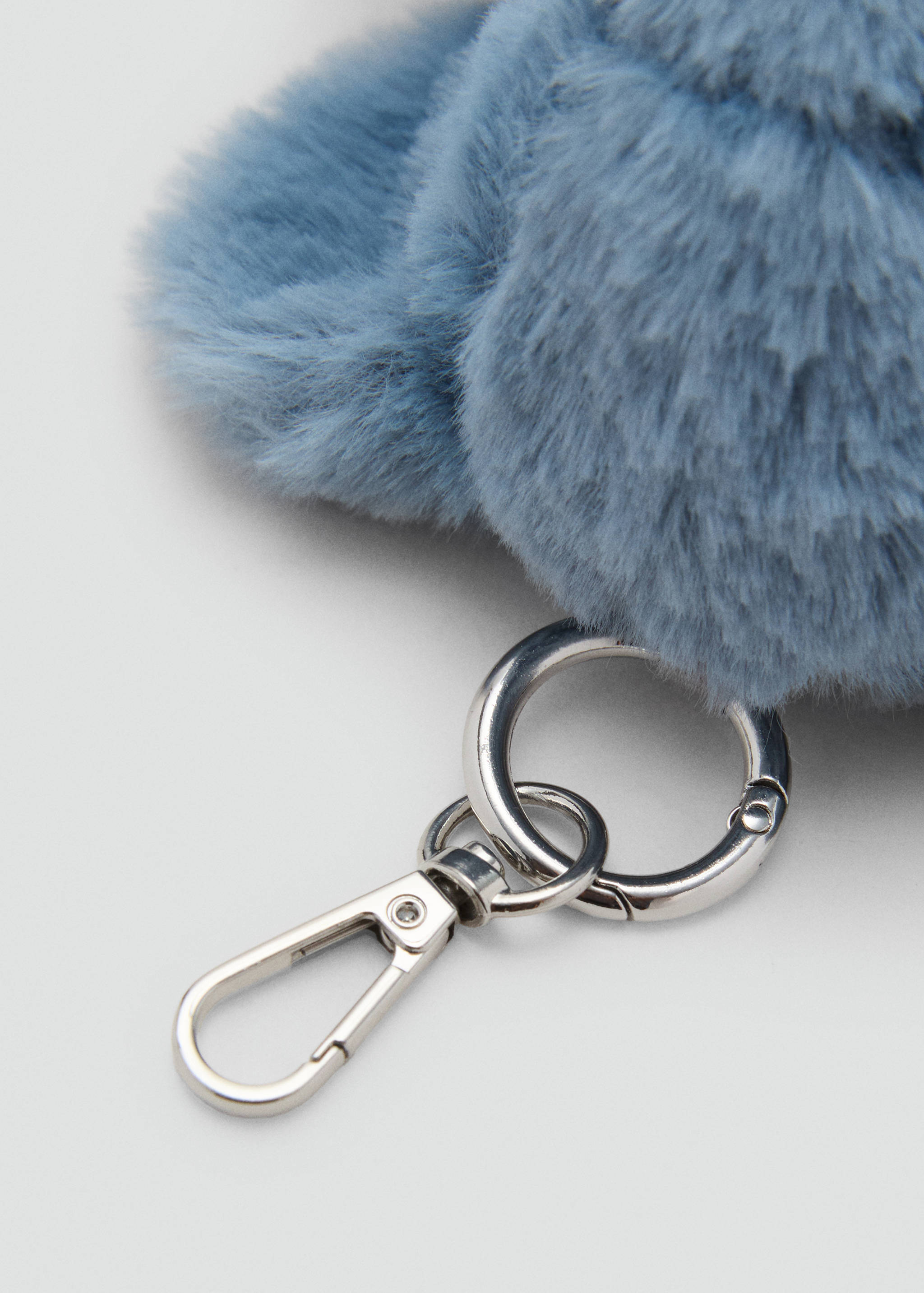 ميدالية مفاتيح بشكل فيل مع فرو - تفاصيل المنتج 1