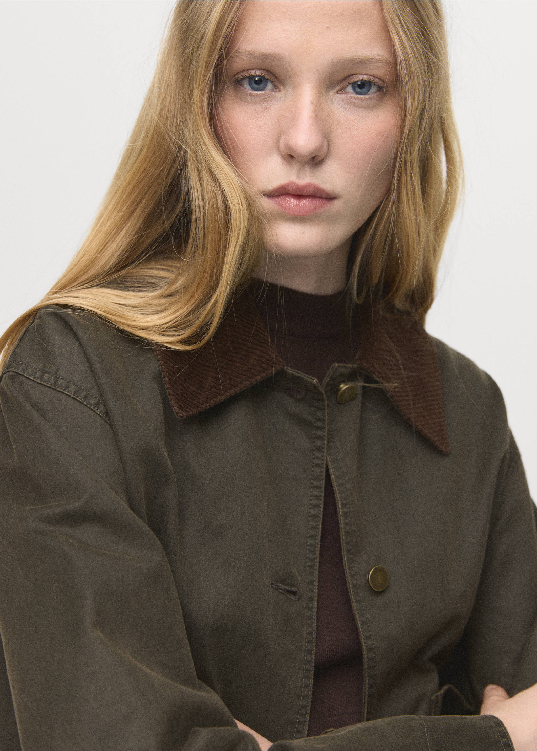 Denim parka with corduroy collar - Details of the article 1, Khaki. Ref: 17084120-00.