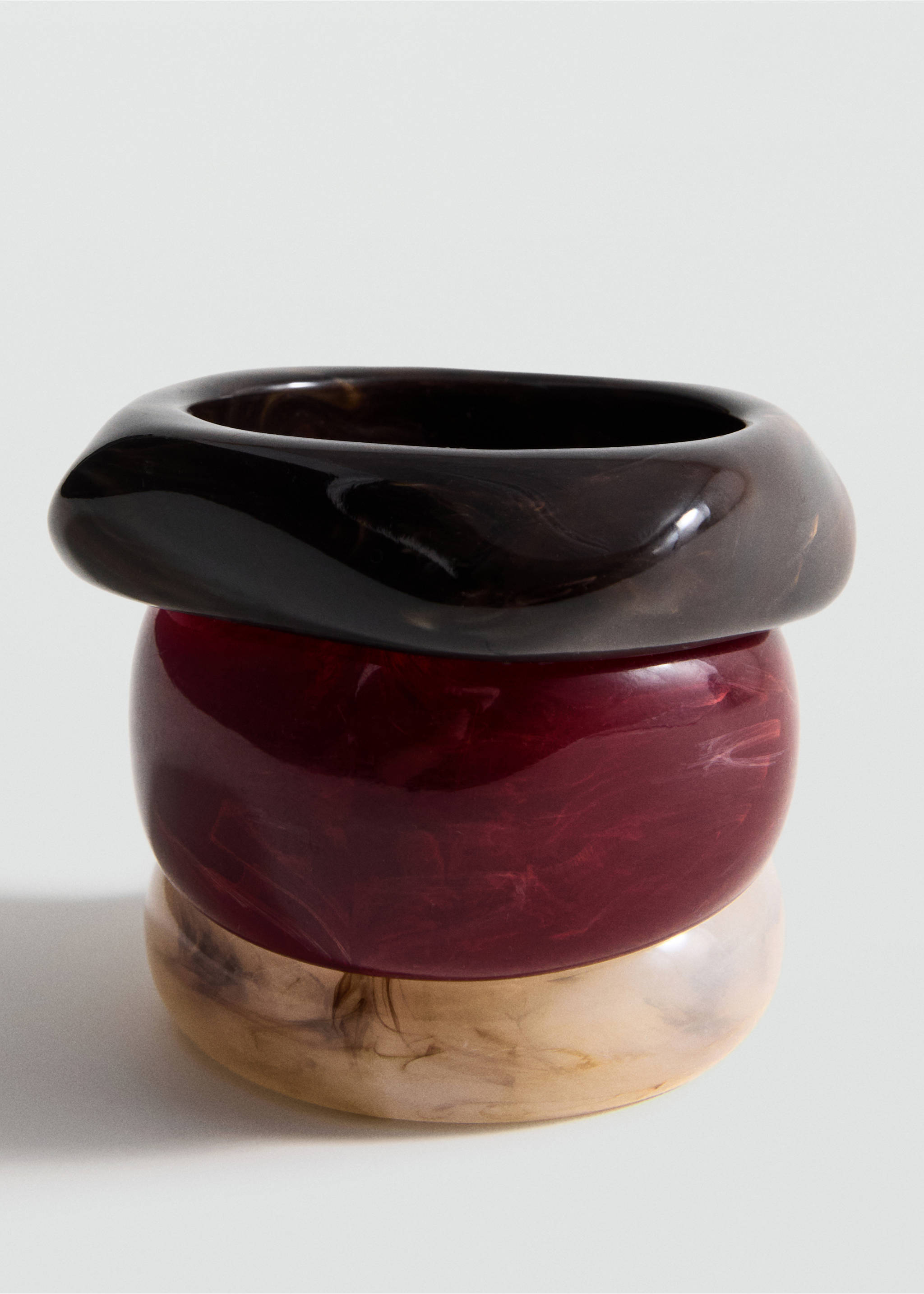 Set of 3 combined volume maxi bracelets - Details of the article 1, Red. Ref: 17084121-00.