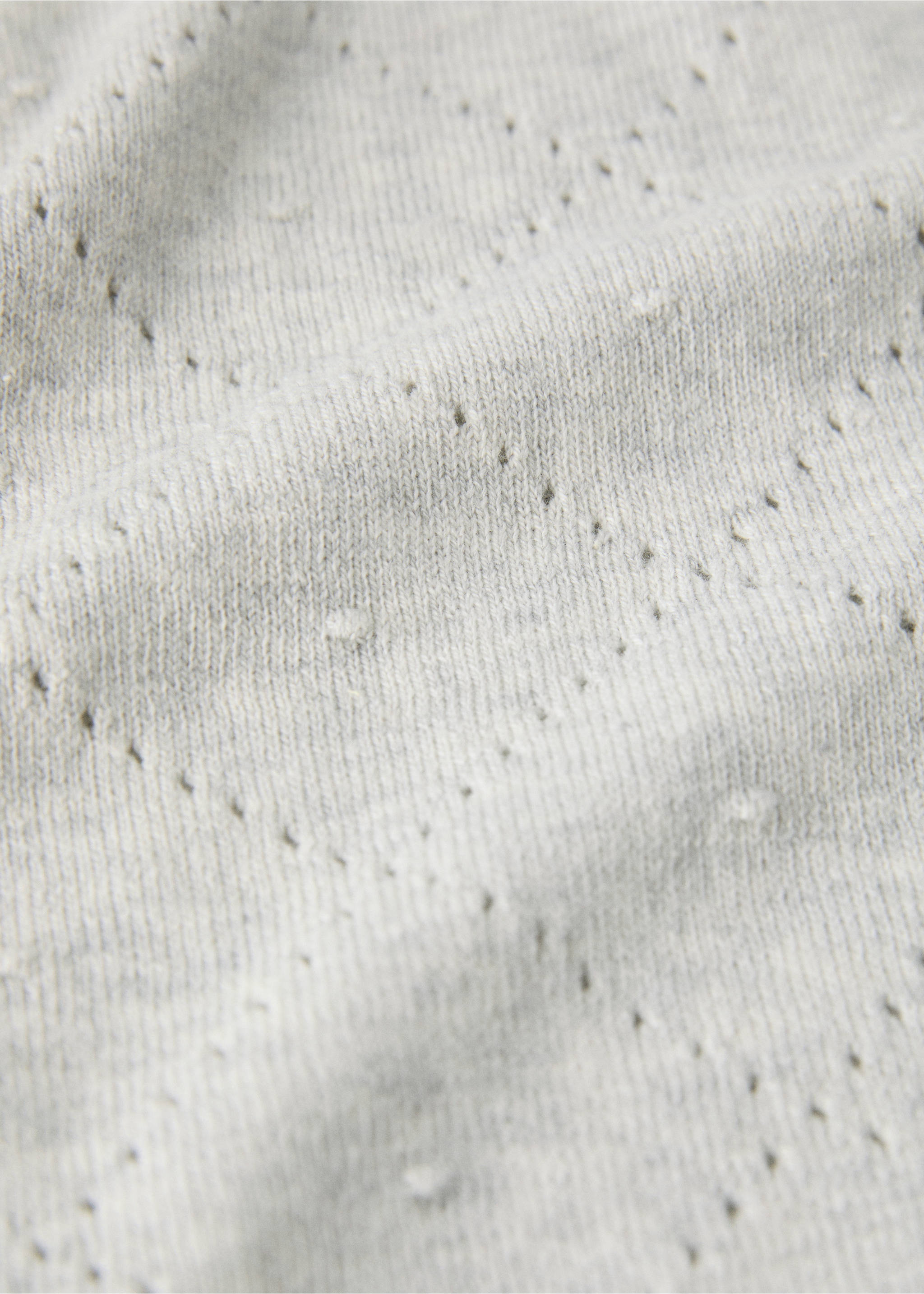 Embroidered children’s blanket with rhombus design - Details of the article 2, Grey. Ref: 17084125-00.