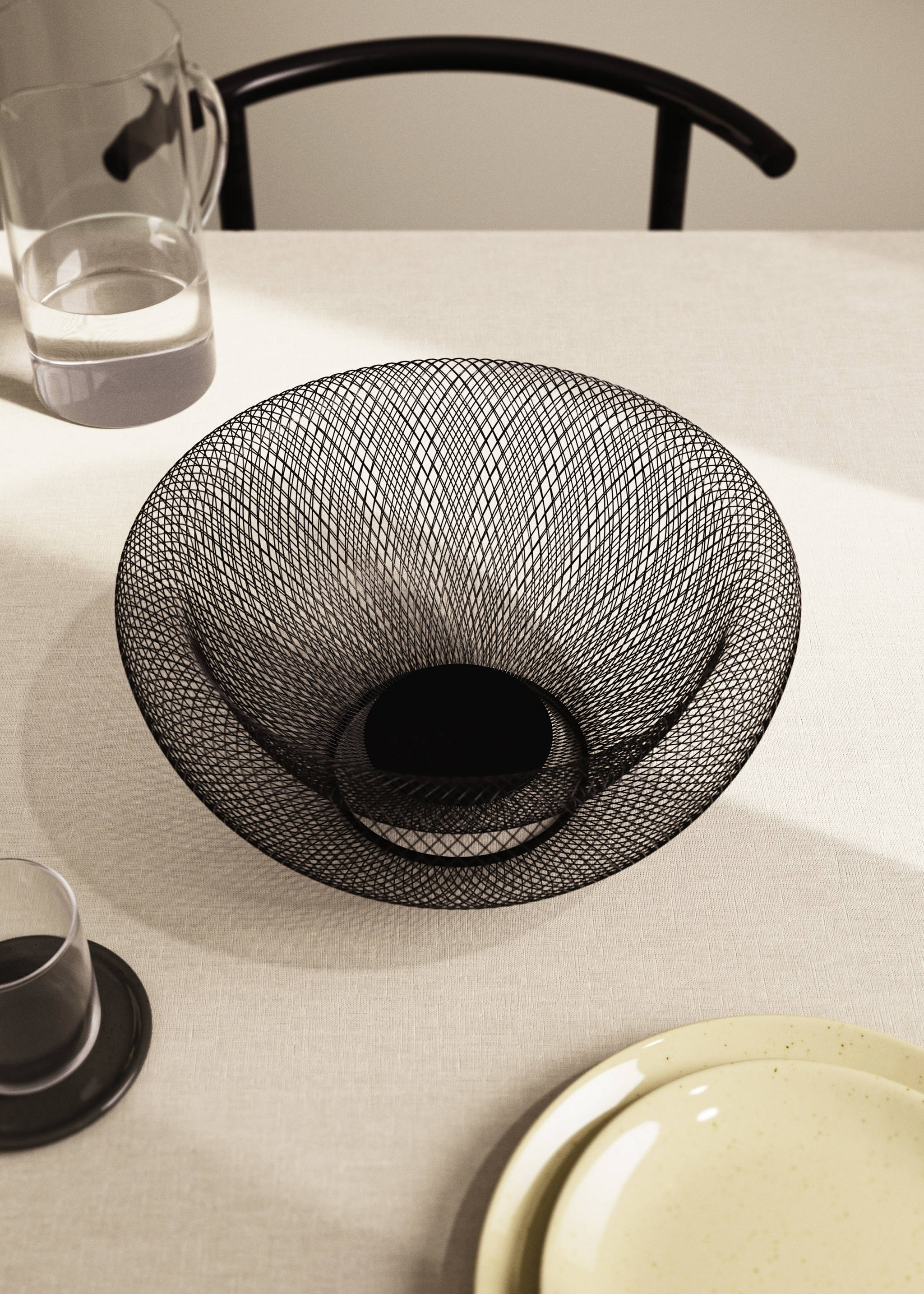 Medium iron serving dish with rack - General plane