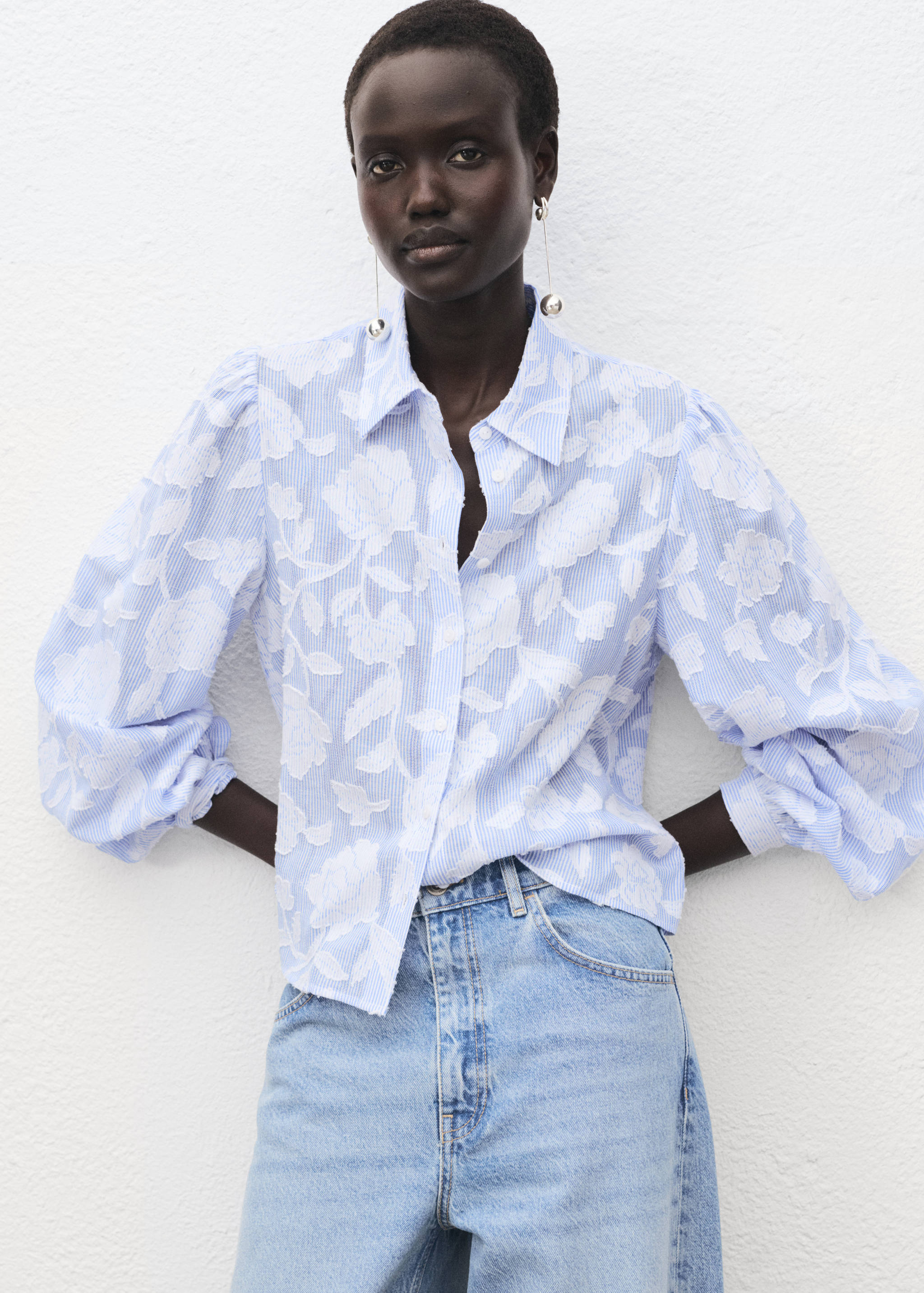 Striped shirt with embroidered details - Medium plane