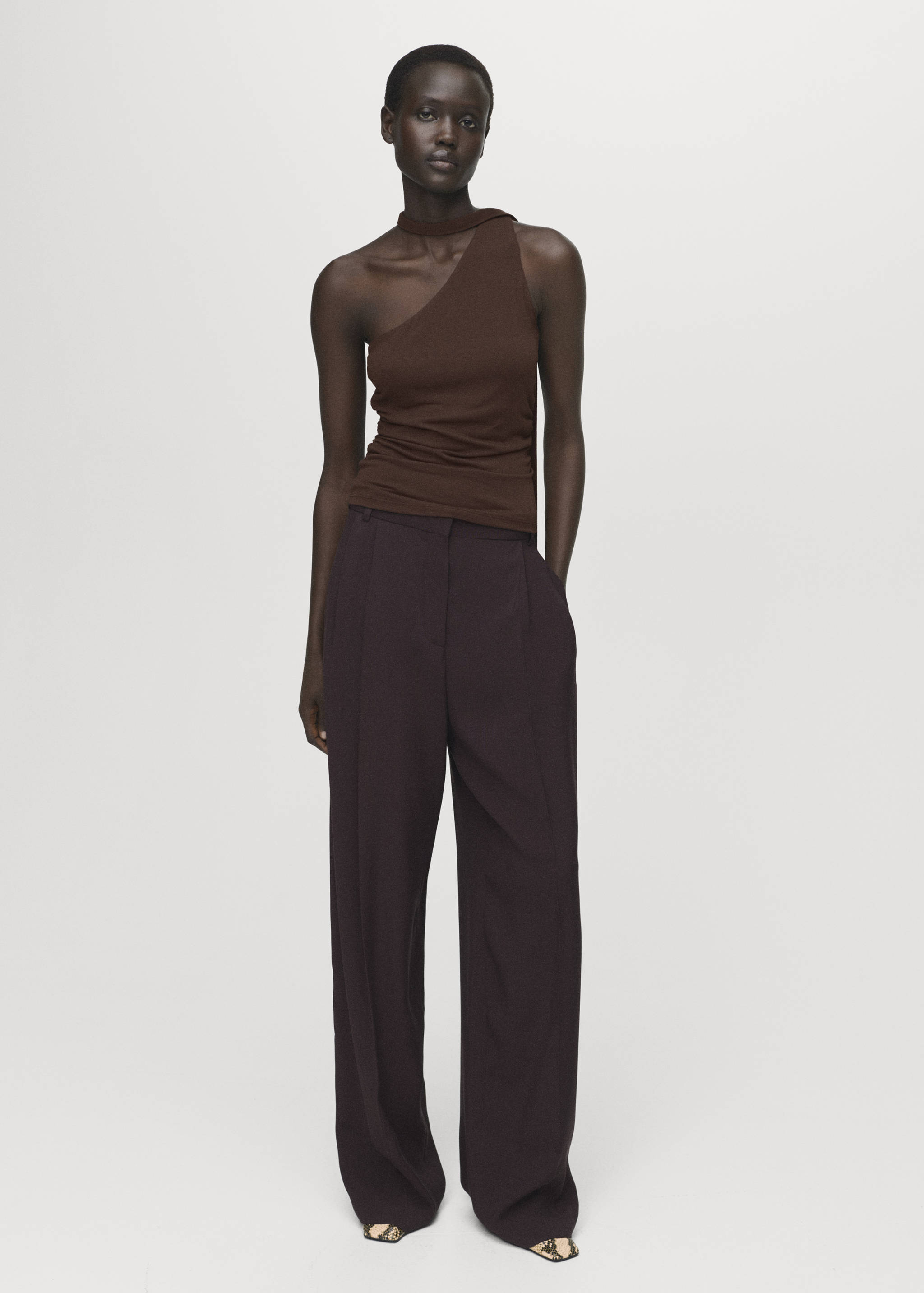 Asymmetrical foulard top - General plane