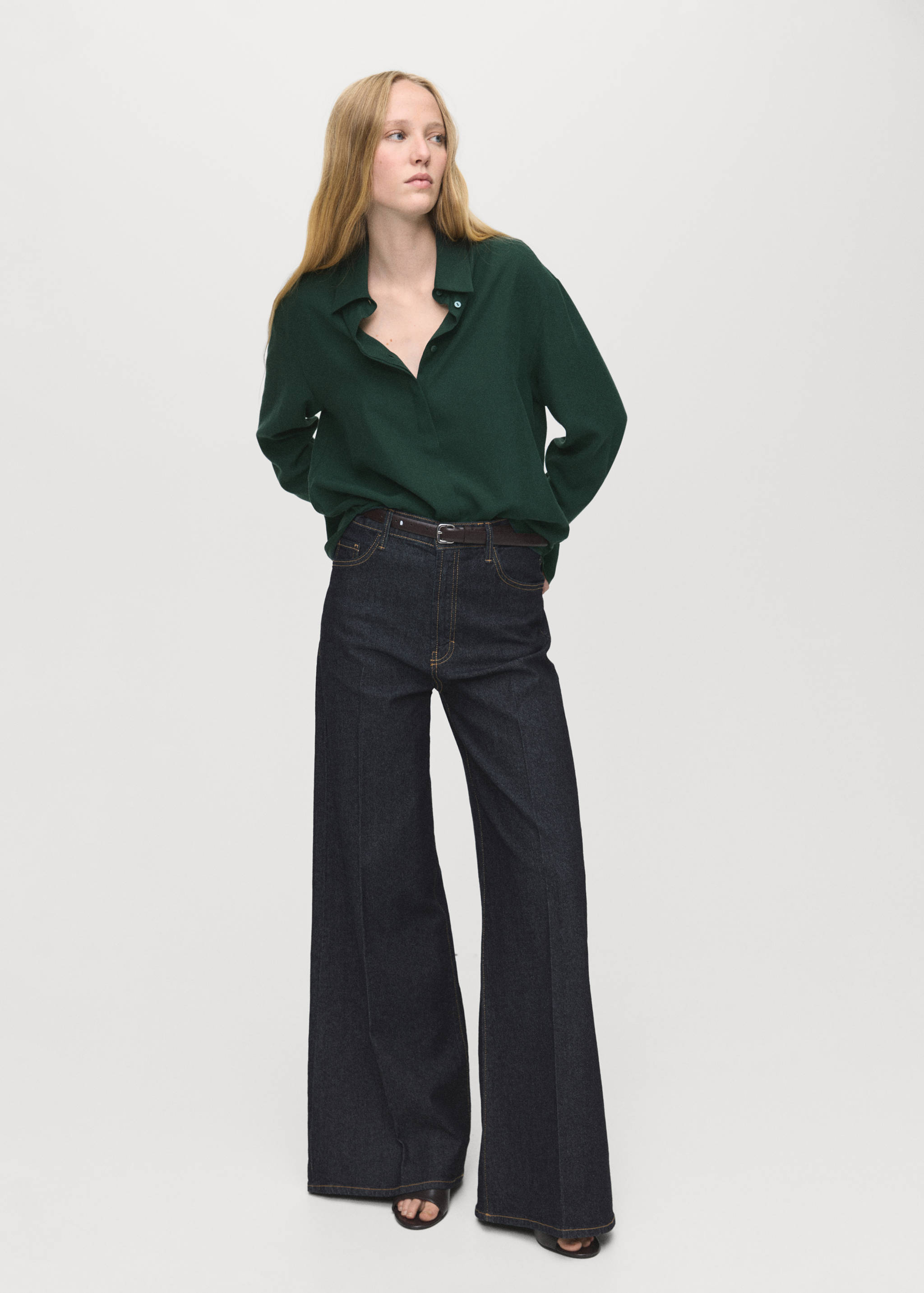 Lyocell shirt with hidden buttons - General plane