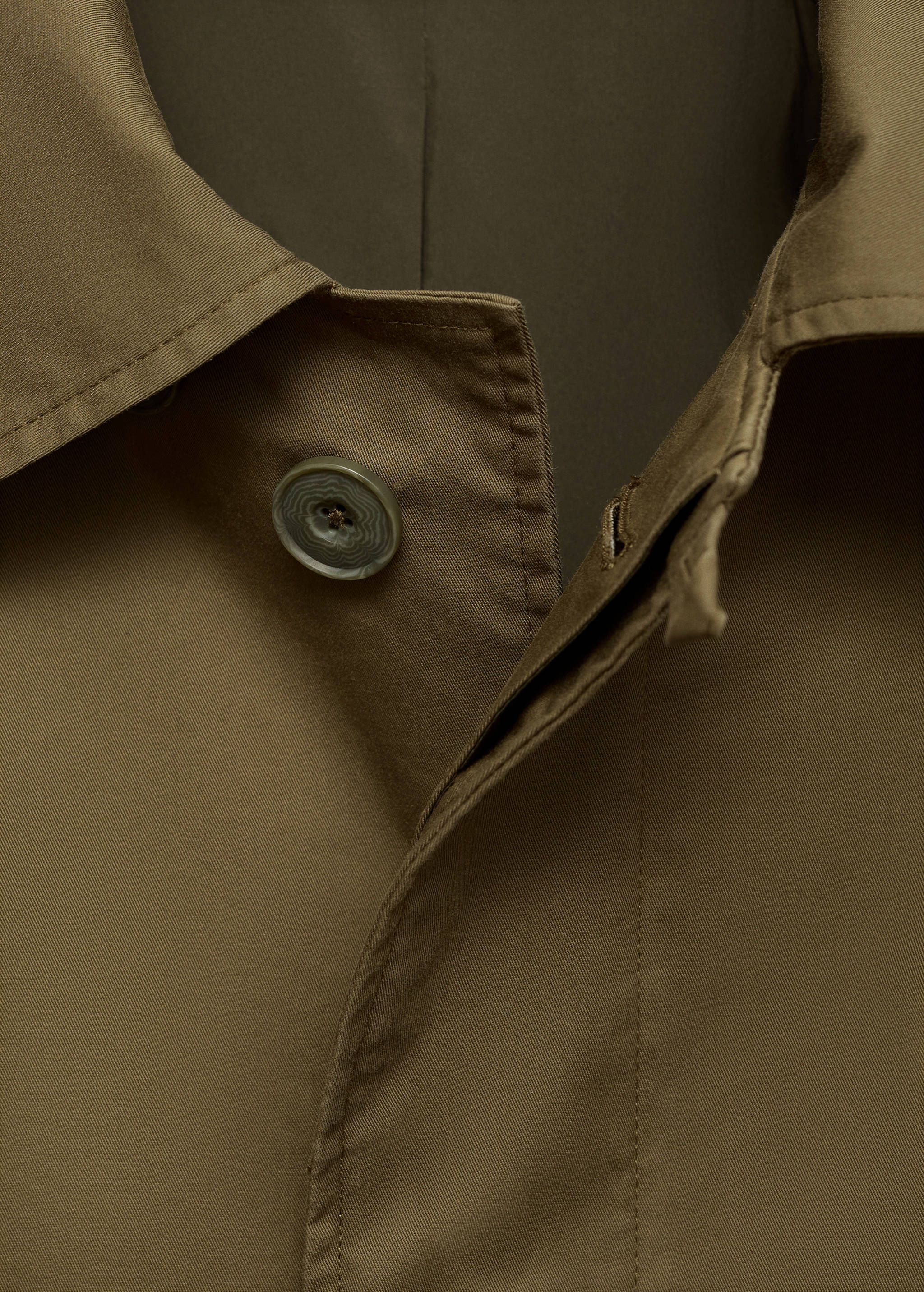 Classic water-repellent trench coat - Reverse of the article