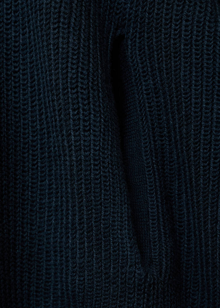 Hooded knit sweater — Navy