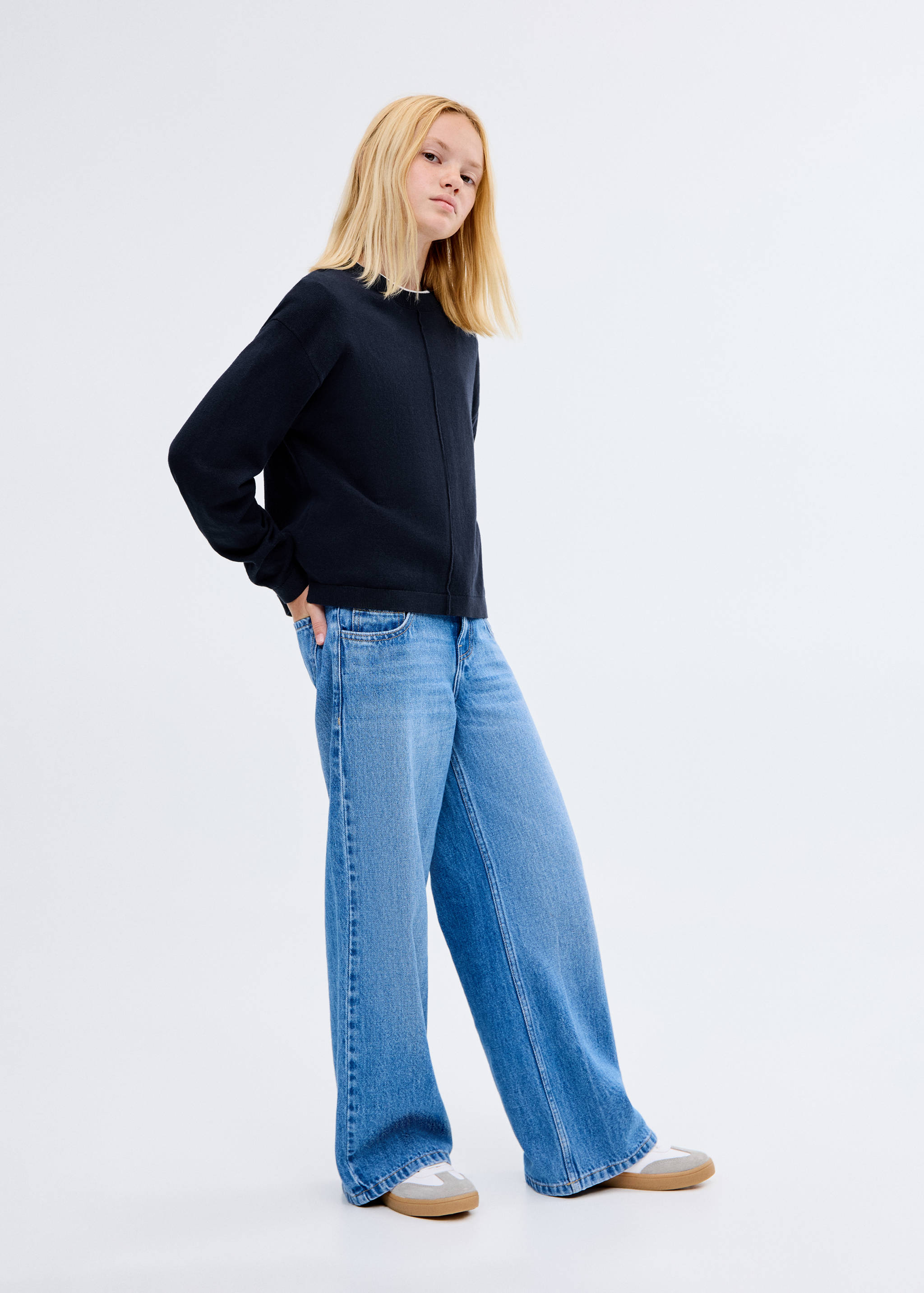 Decorative seams cotton sweater - General plane