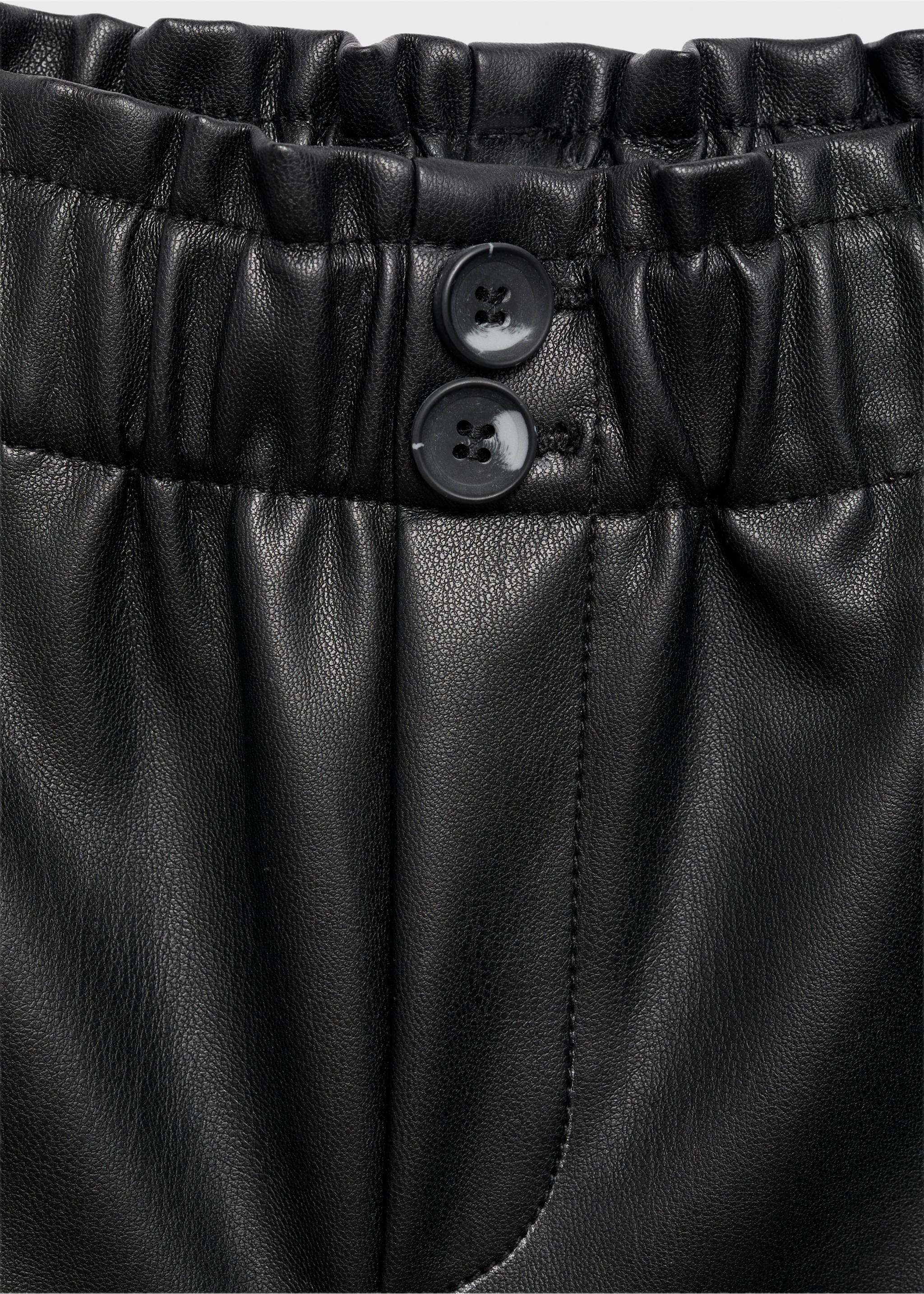 Faux-leather shorts - Details of the article 0, Black. Ref: 17084433-00.