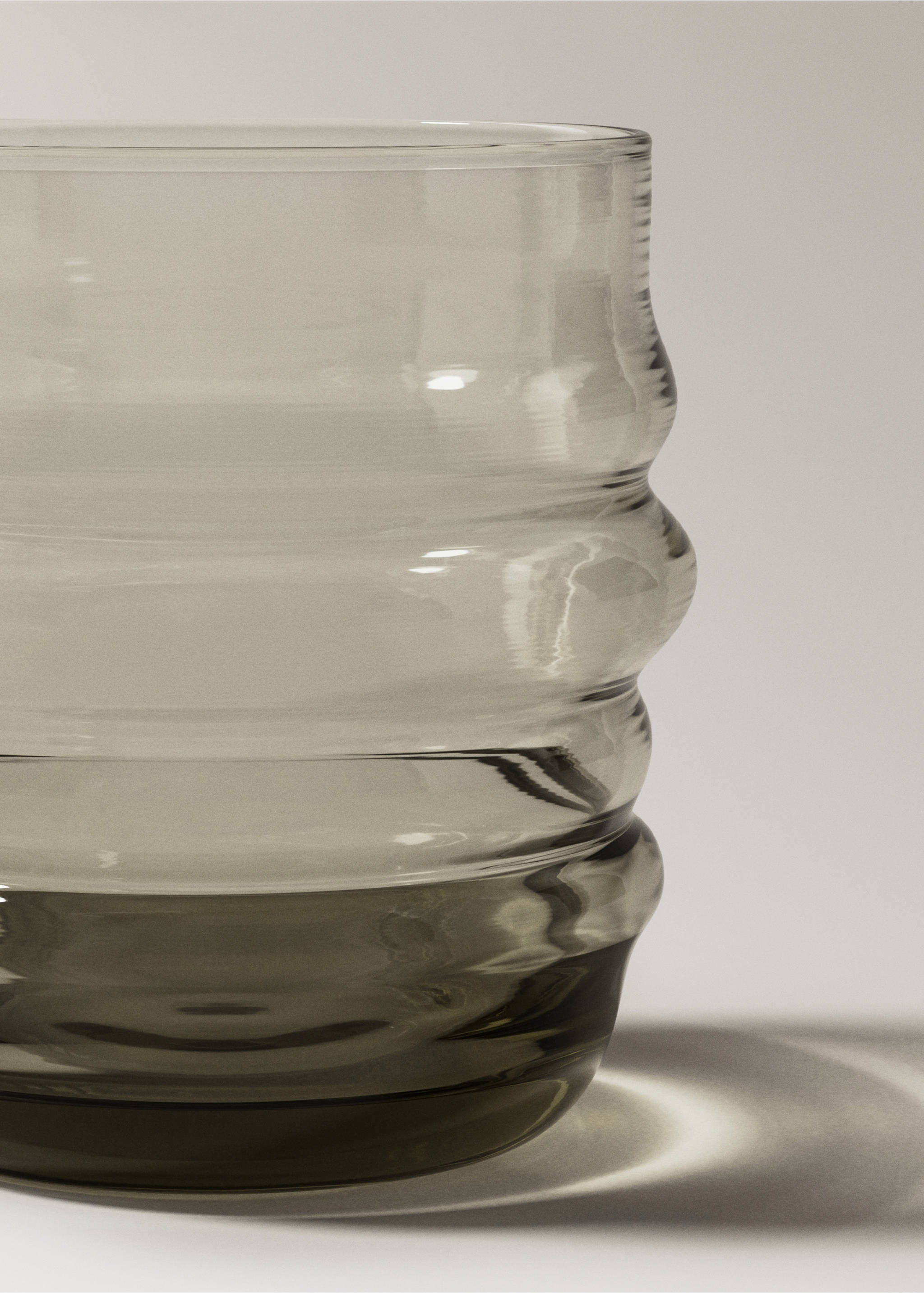 Borosilikatglas-Wellenvase in Rauchoptik - Detail des Artikels 1, Anthrazit. Ref: 17084439-00.