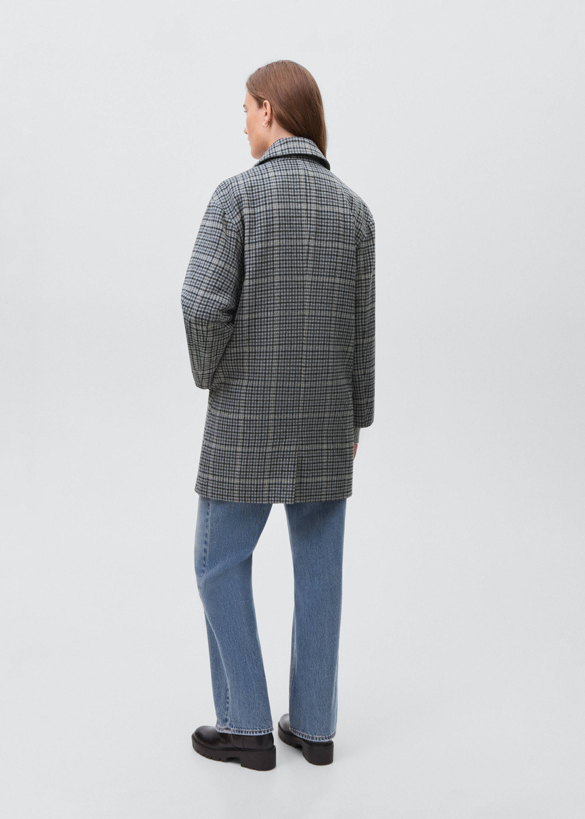 Kockás hosszú kabát - A cikk hátulja