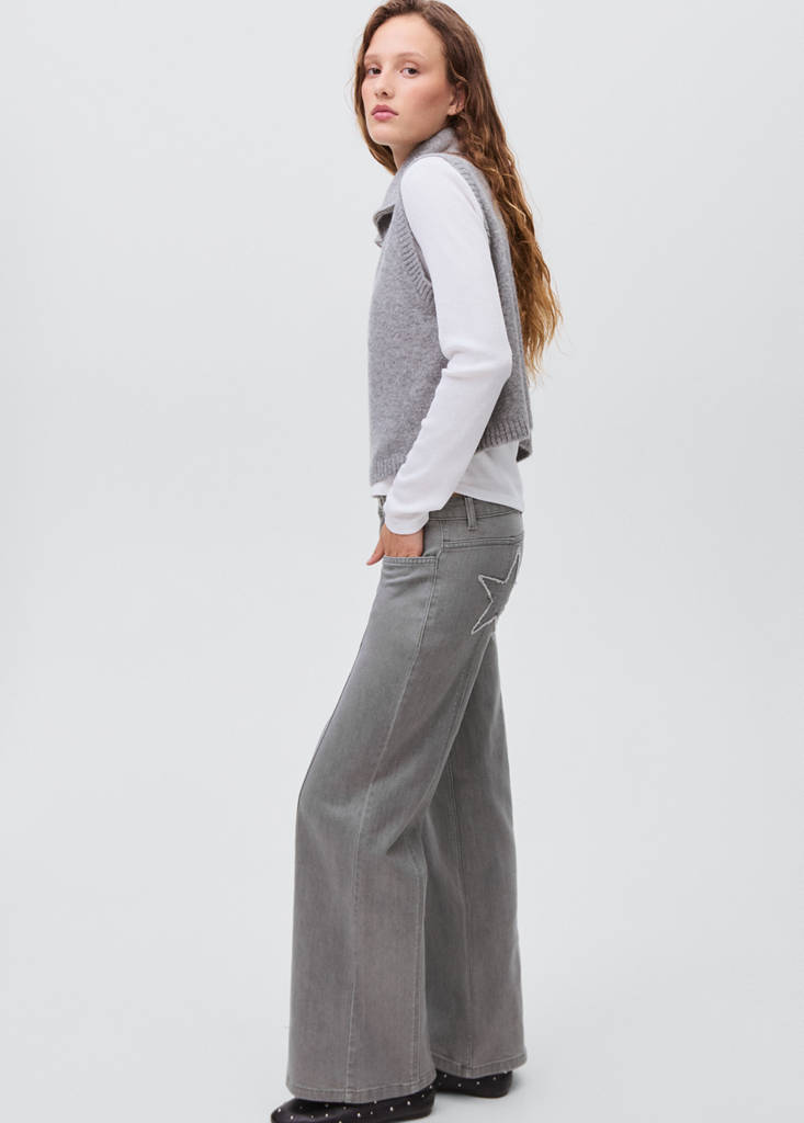 Low-waist jeans with star detail — Denim Grey