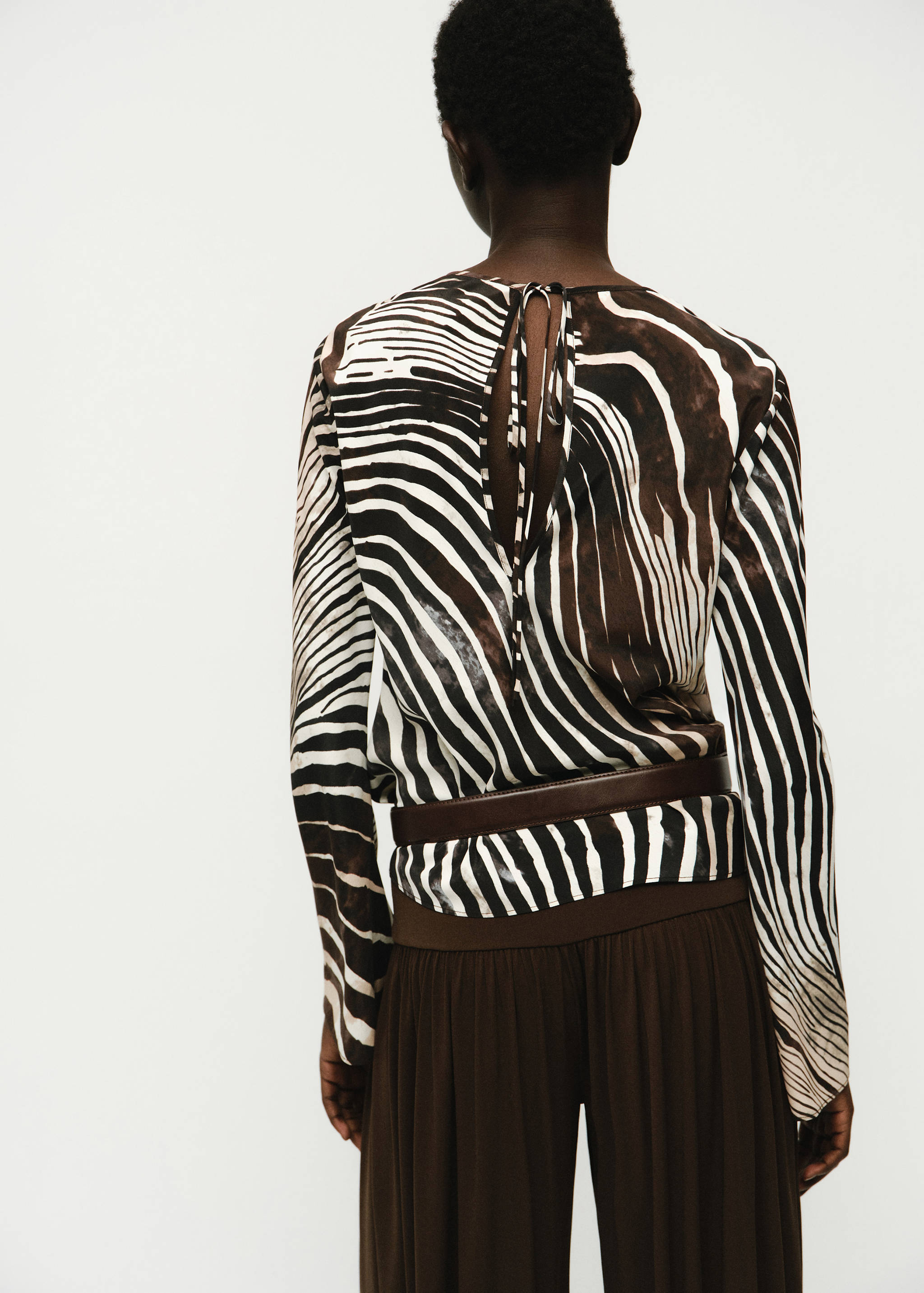 Zebra print blouse - Reverse of the article