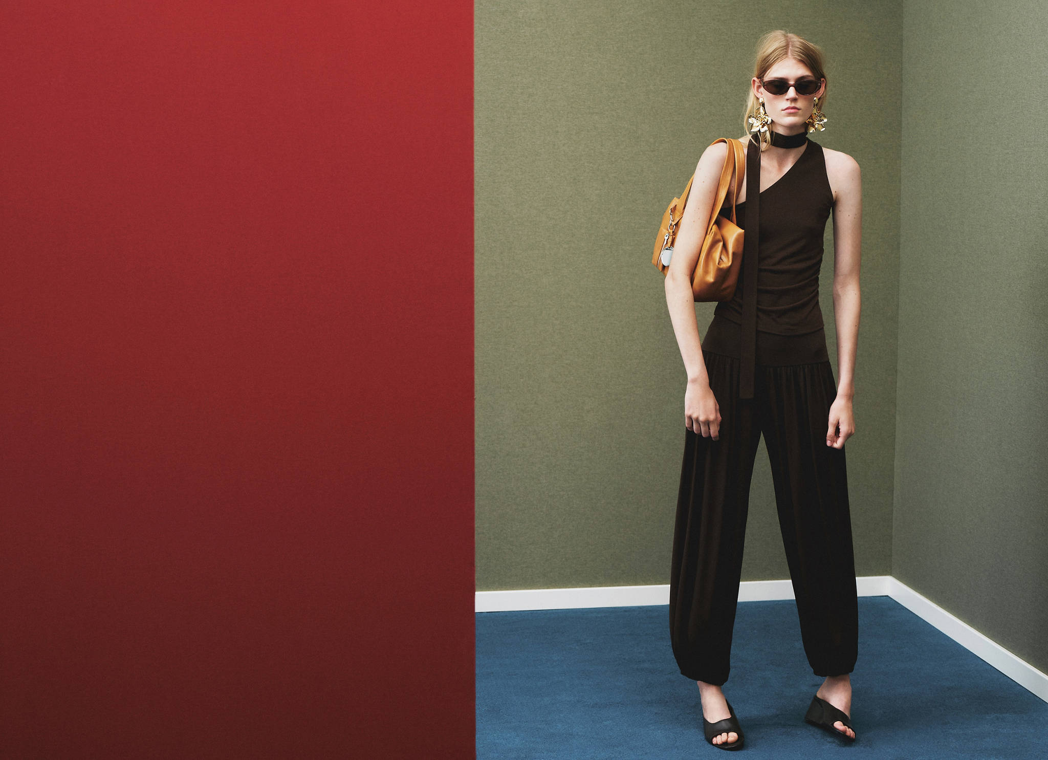 Balloon trousers with elastic waist - Panoramic plane