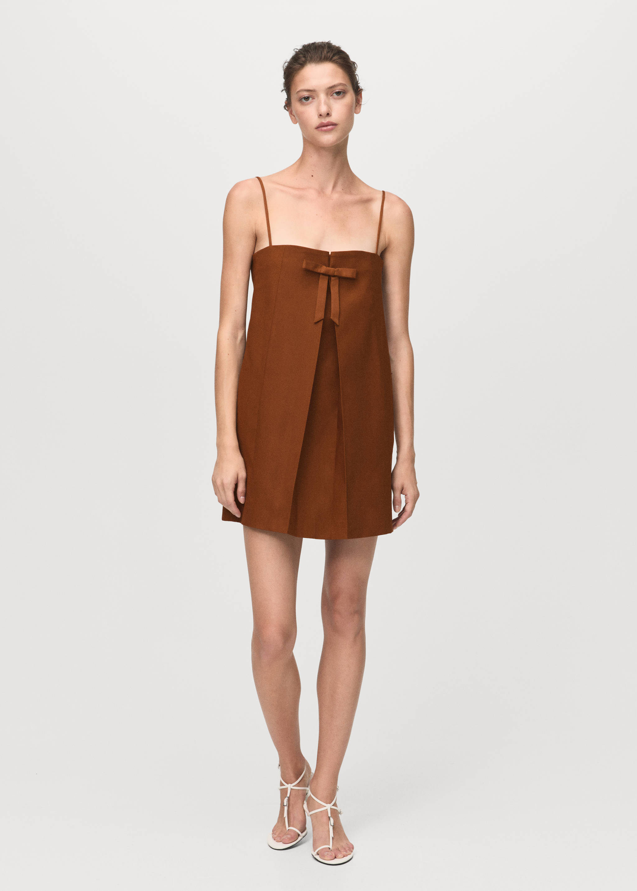 Dress with bow neckline - General plane