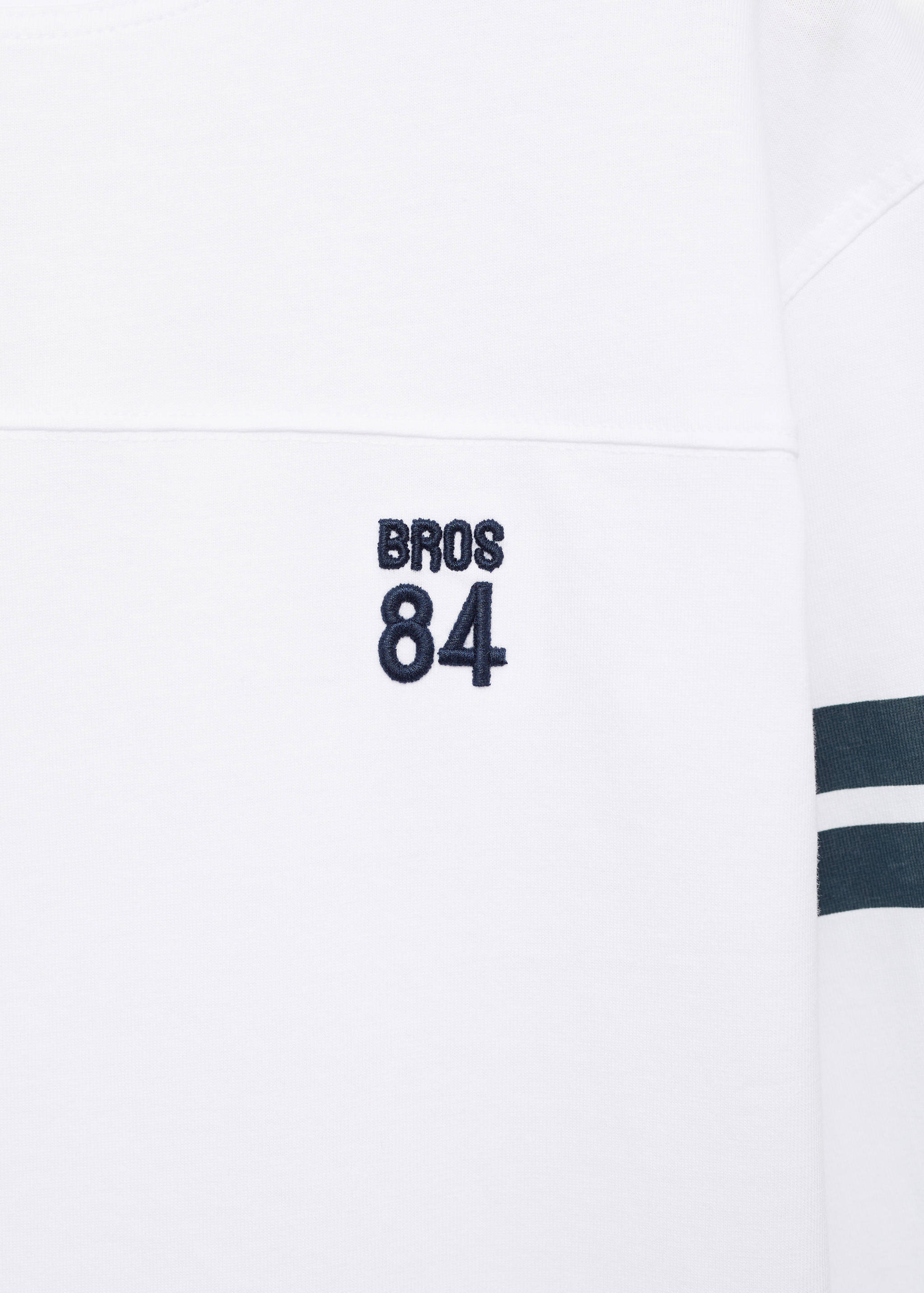 T-shirt motif bordiran - Rincian barang 8