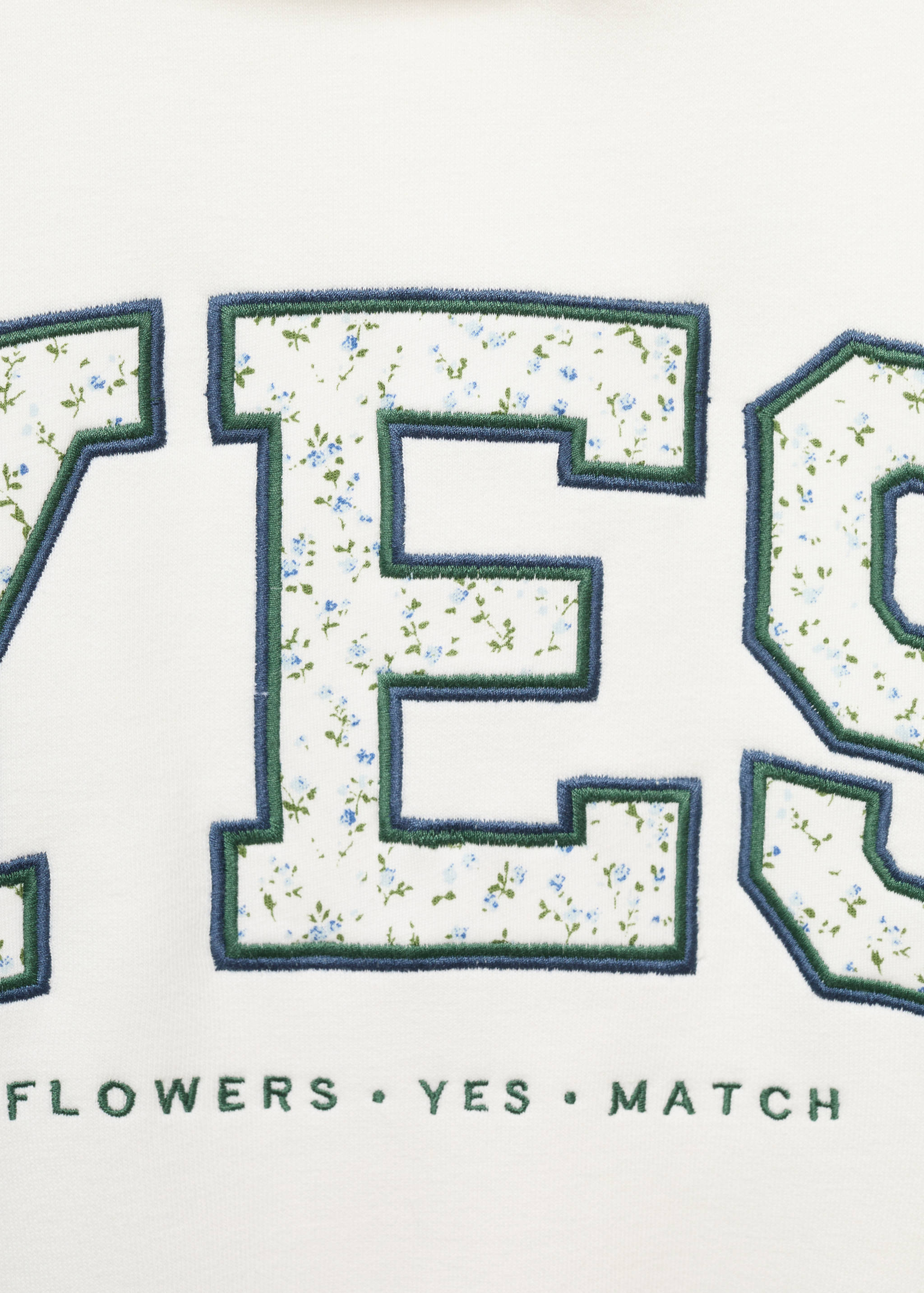 Embroidered sweatshirt with floral pattern - Details of the article 8