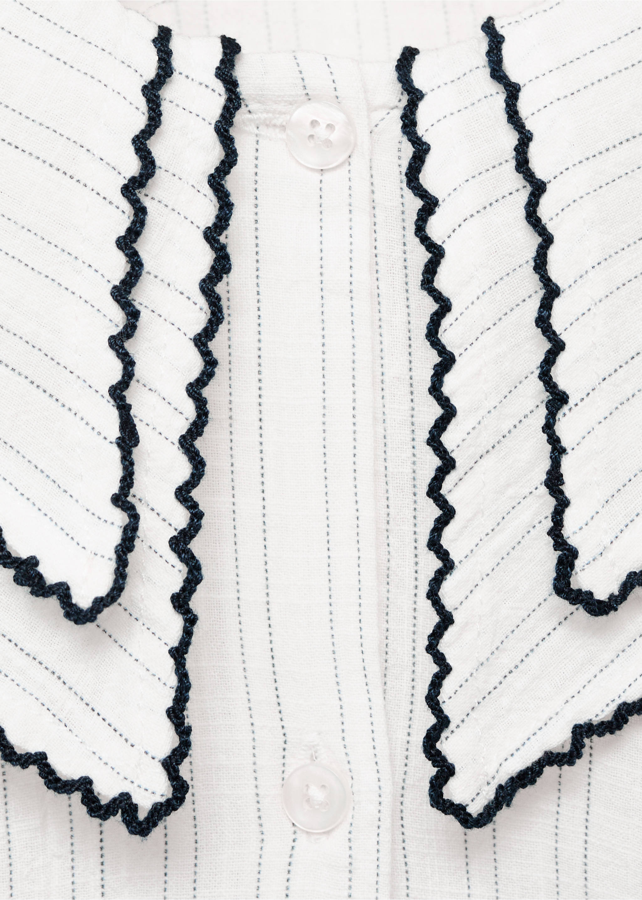 Blusa rayas cuello babydoll - Detalle del artículo 8, Blanco. Ref: 17085162-00.