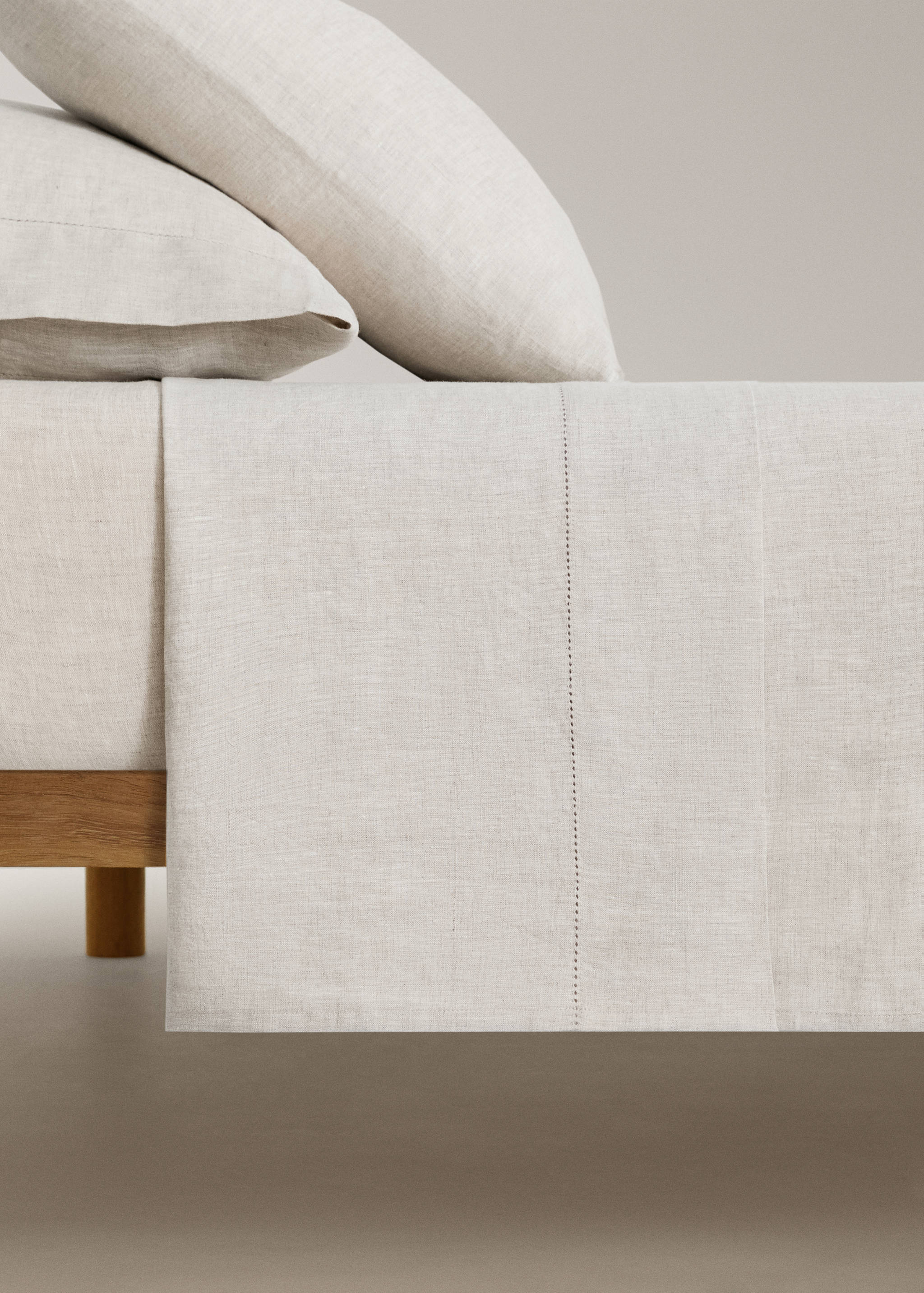 Washed linen children’s top sheet with hemstitch for 90 cm bed - Article without model