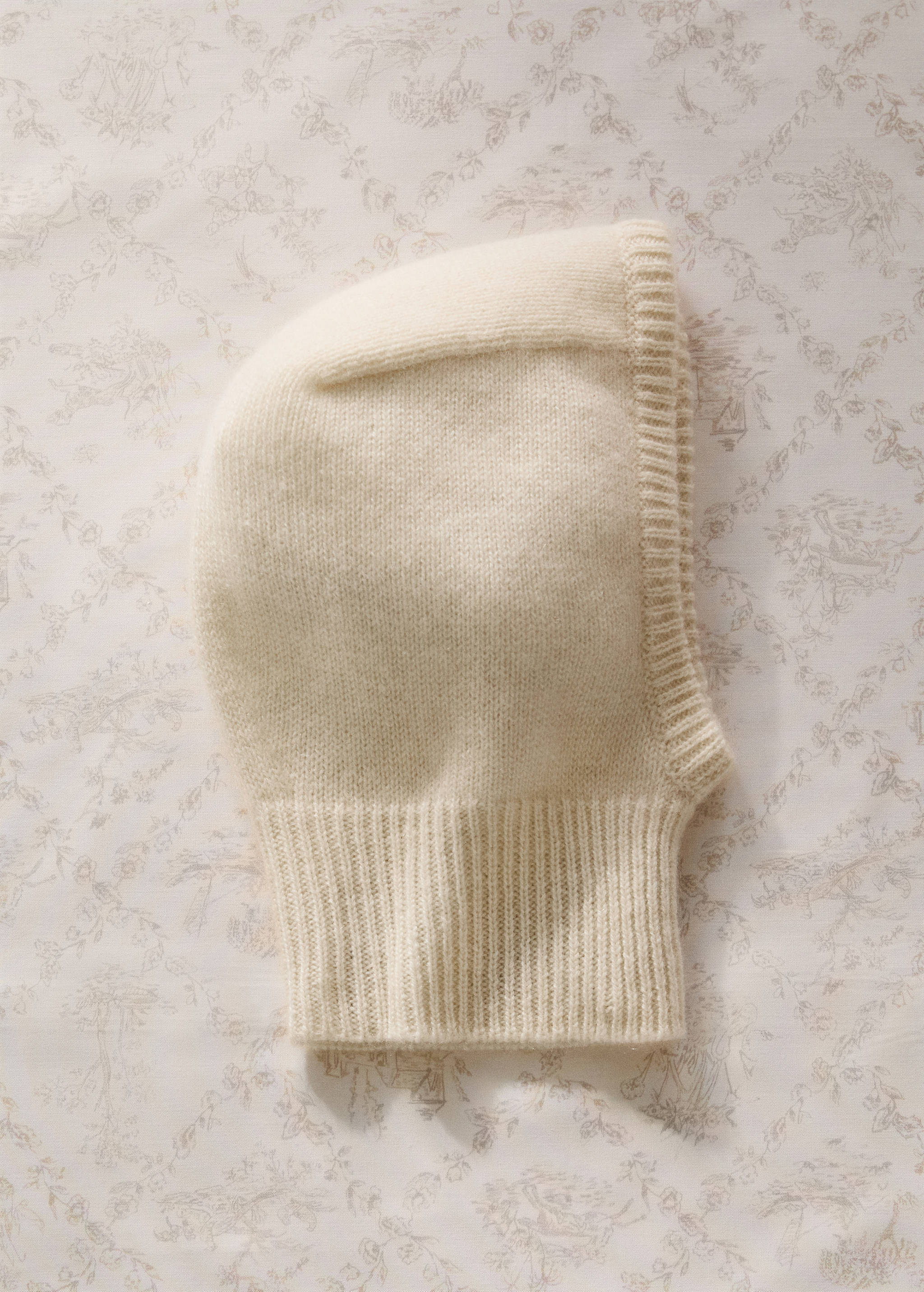 Baby cashmere balaclava - General plane