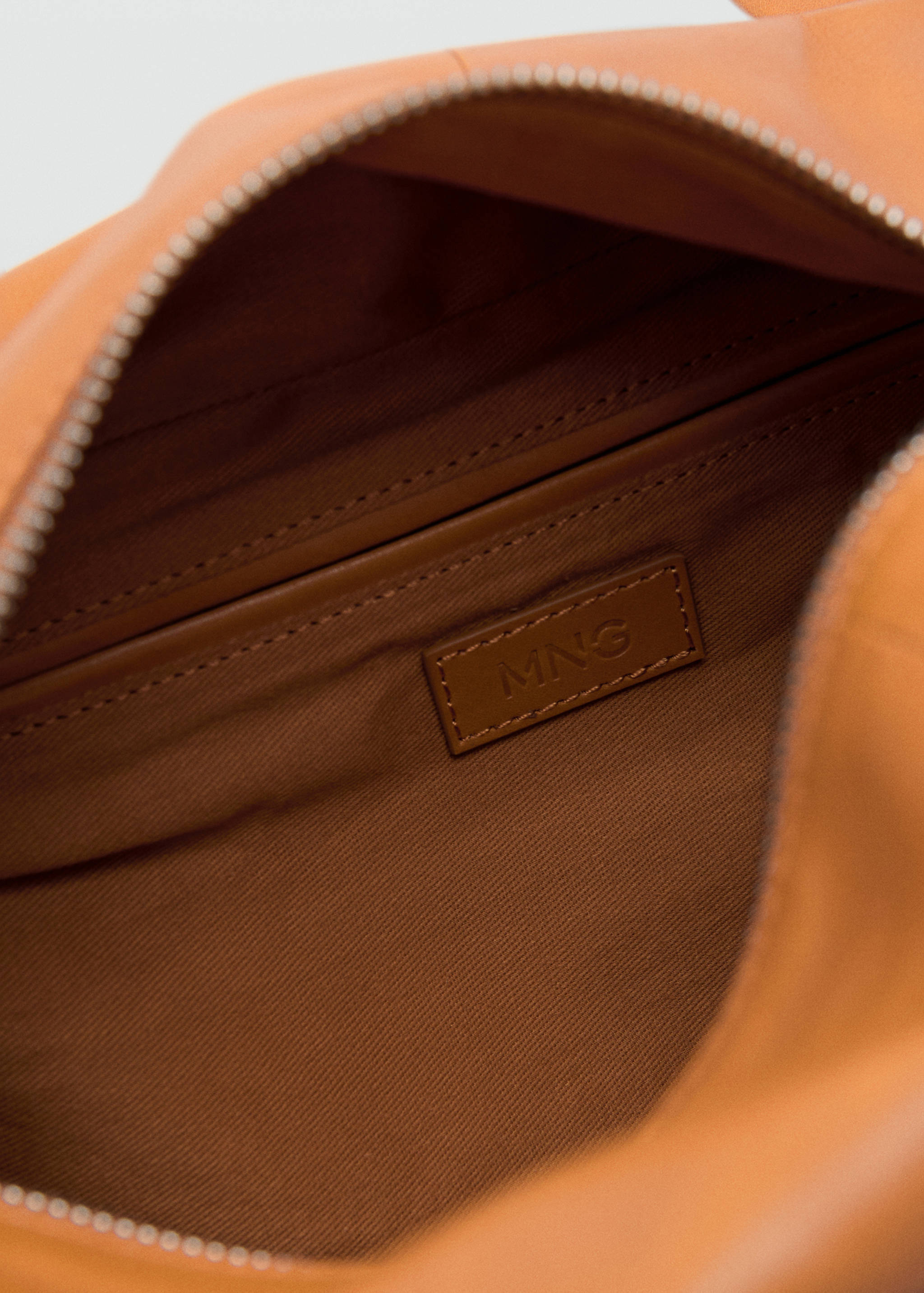 Medium leather shoulder bag with charms - Details of the article 3