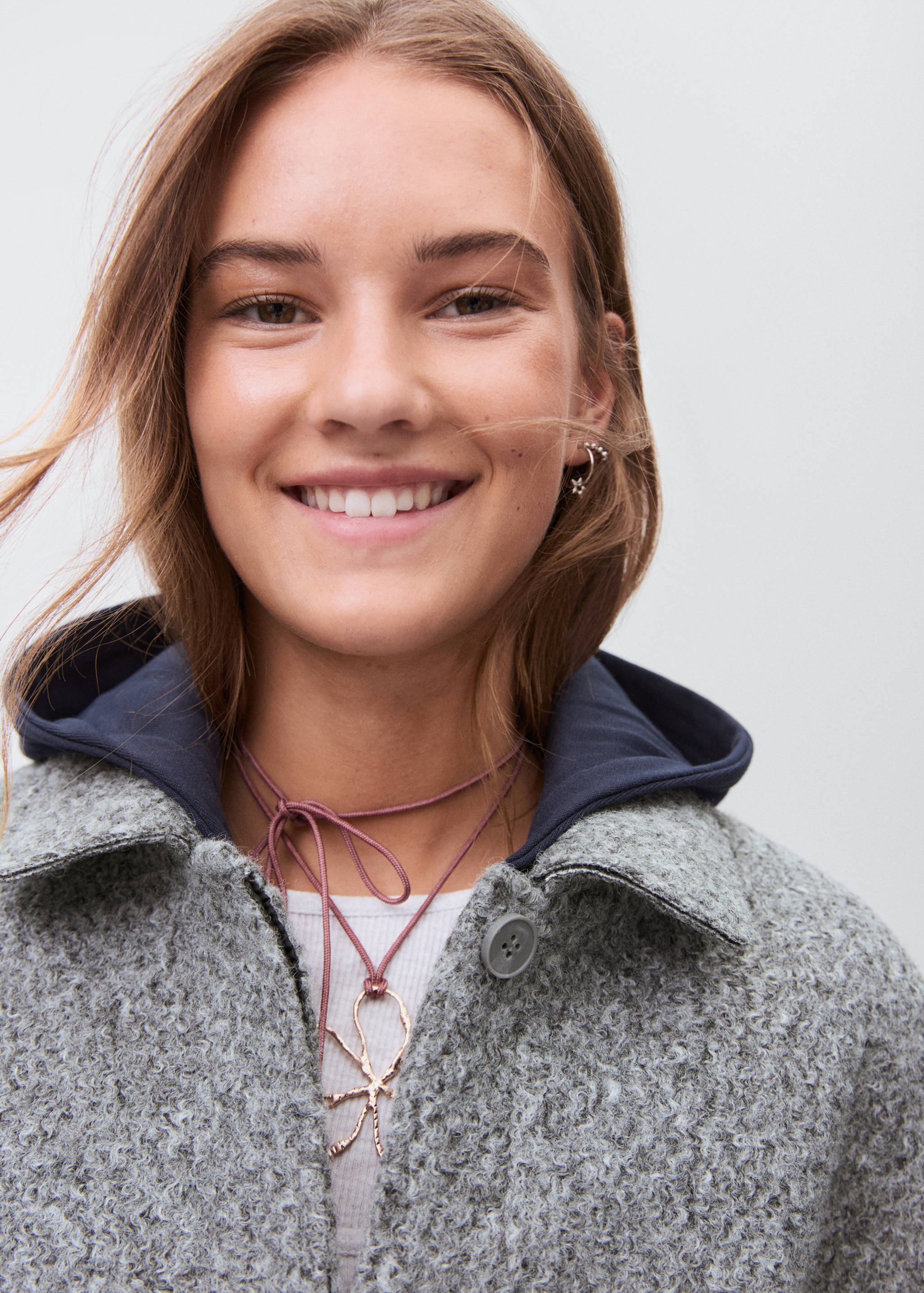 Cloth jacket with lapel pockets - Details of the article 1