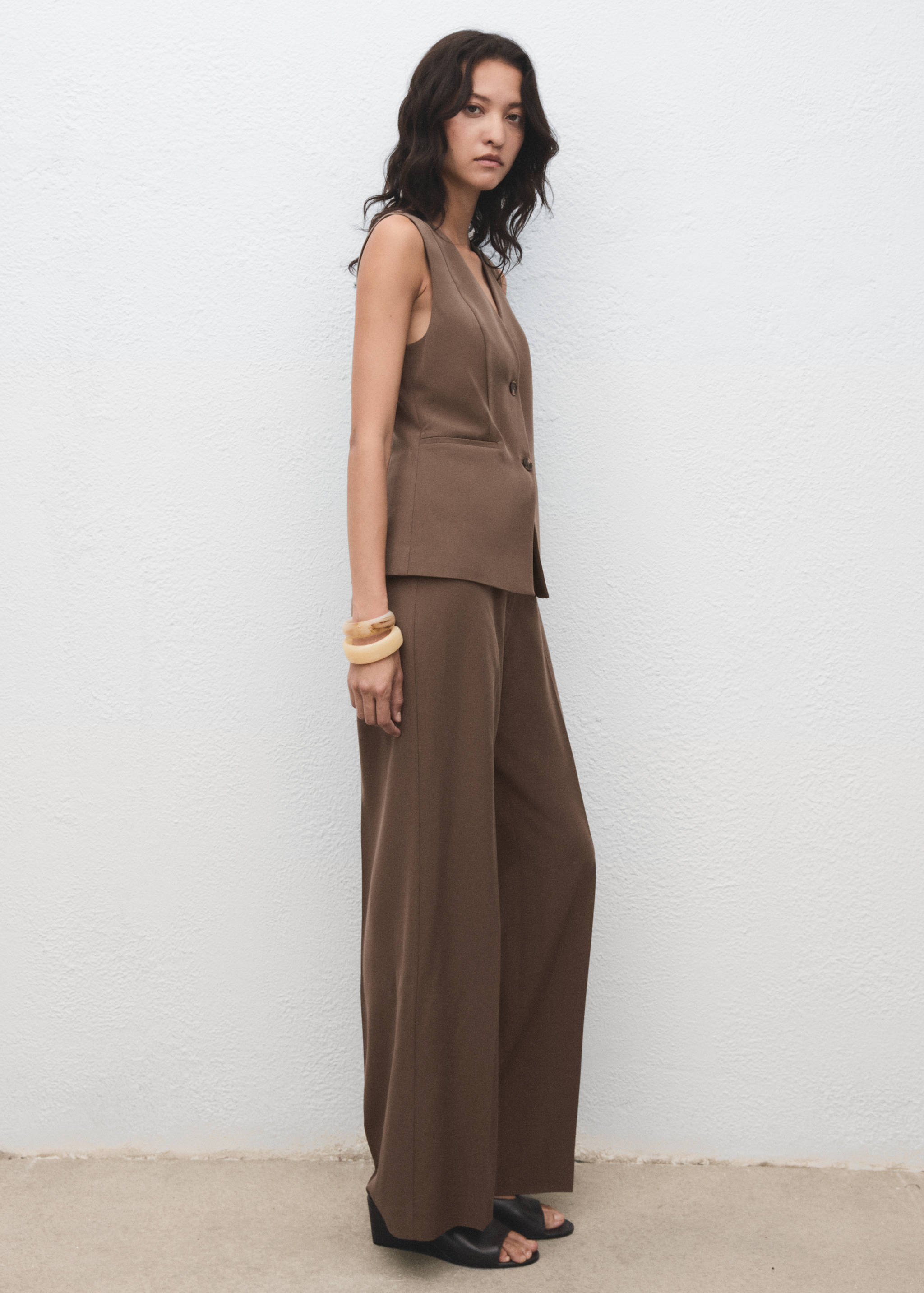 Long suit-style jumpsuit - Details of the article 2