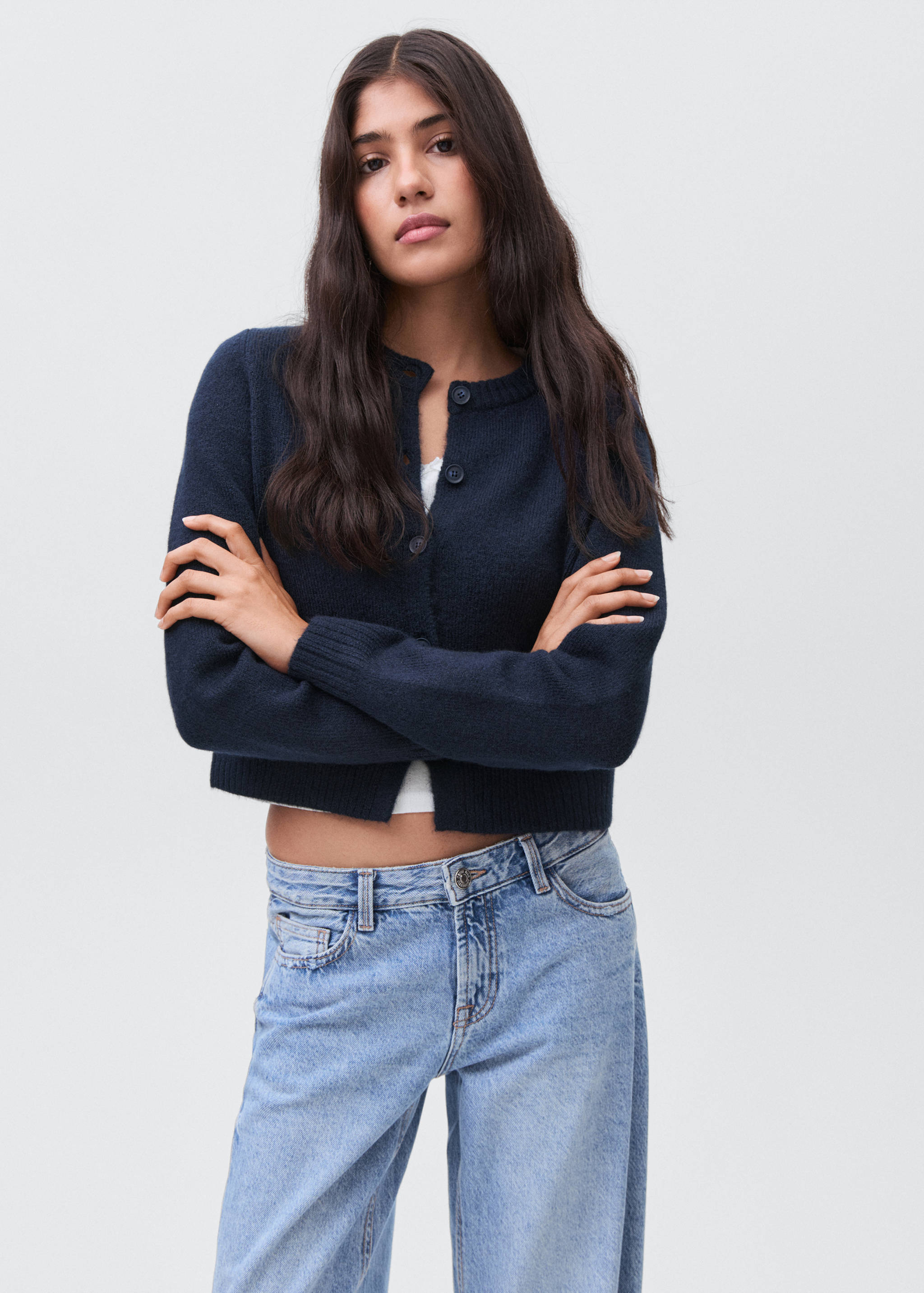 Knitted button cardigan - Medium plane