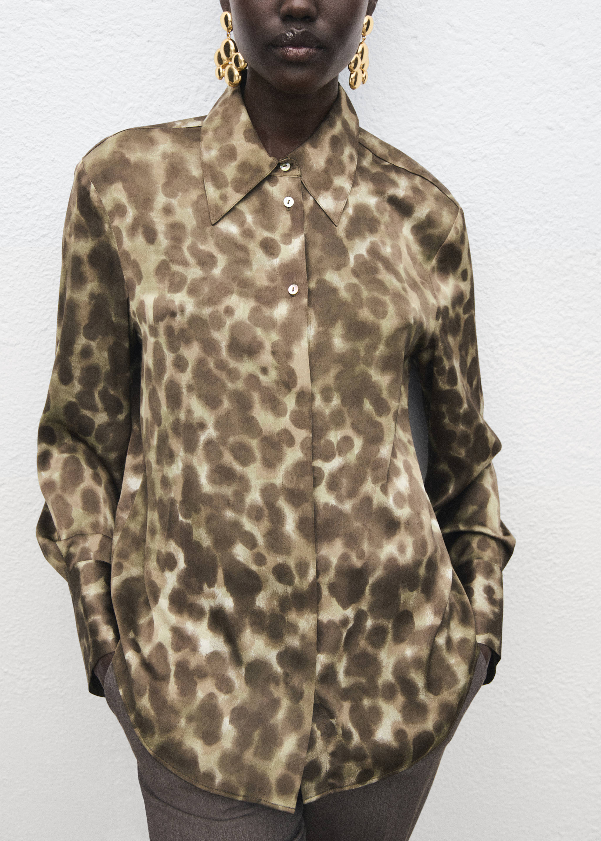 Satin print shirt - Details of the article 6