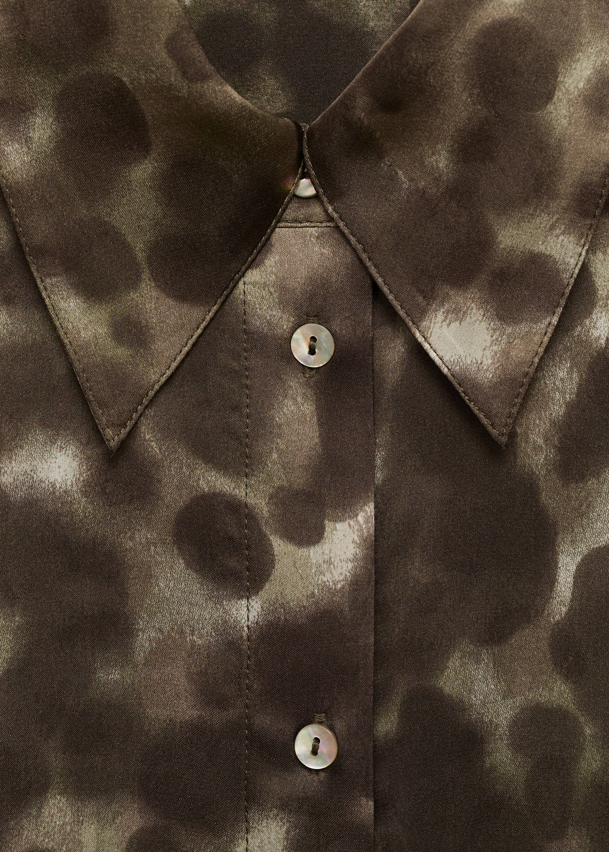 Satin print shirt - Details of the article 8