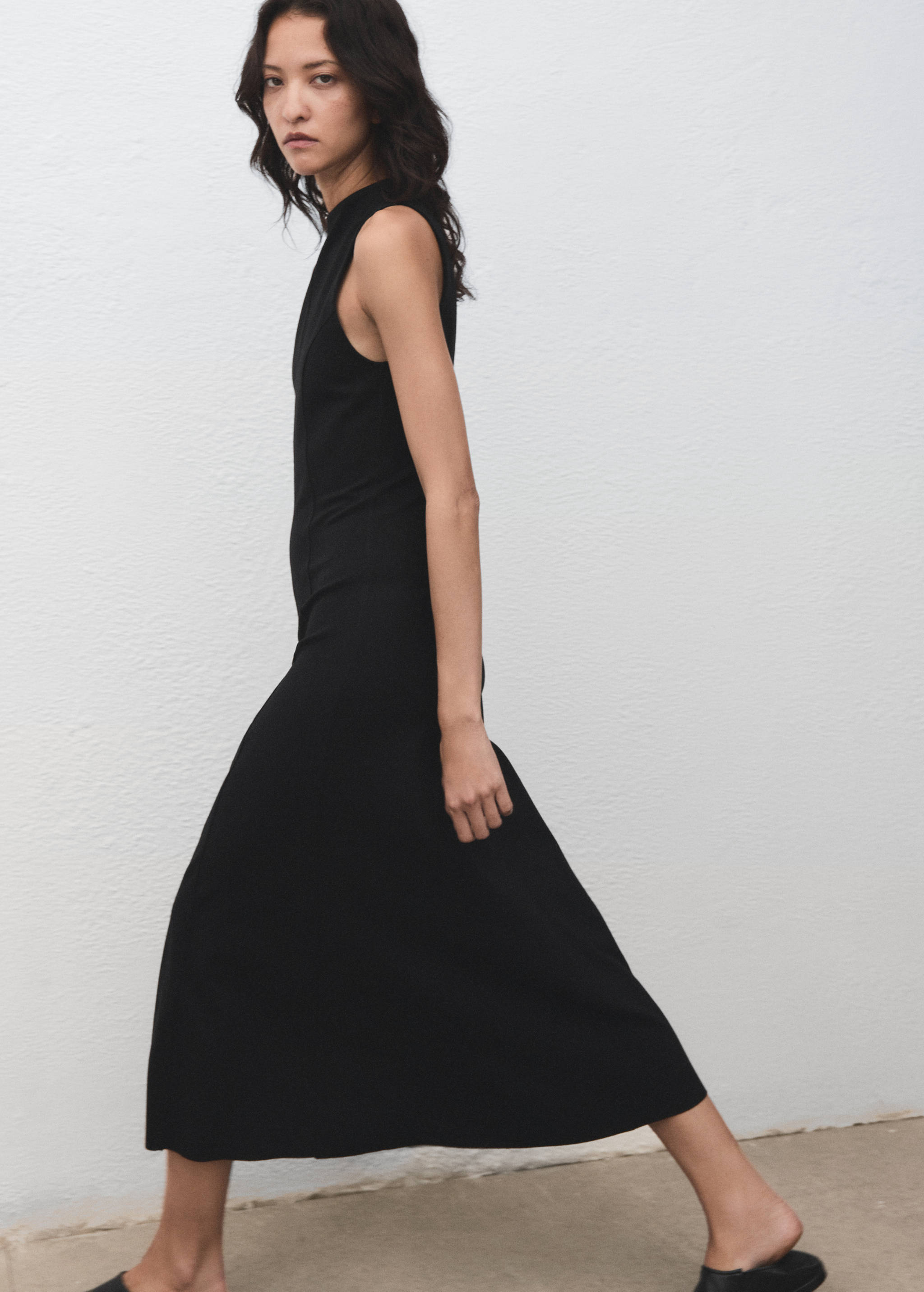 Midi-dress with stitching - Details of the article 2