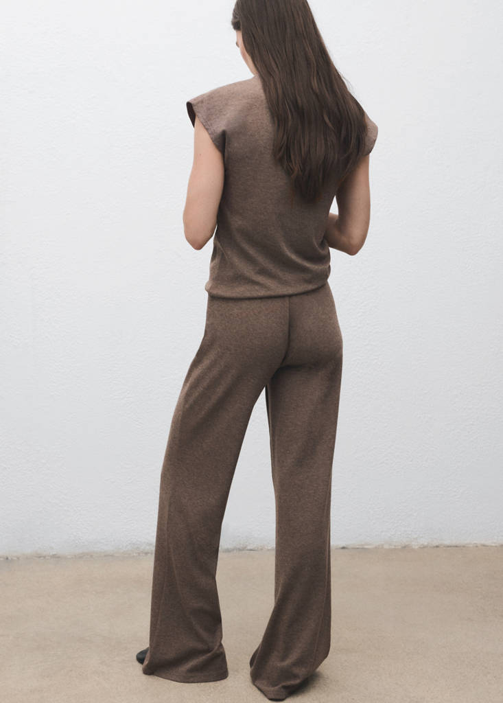 High collar T-shirt — Medium Brown
