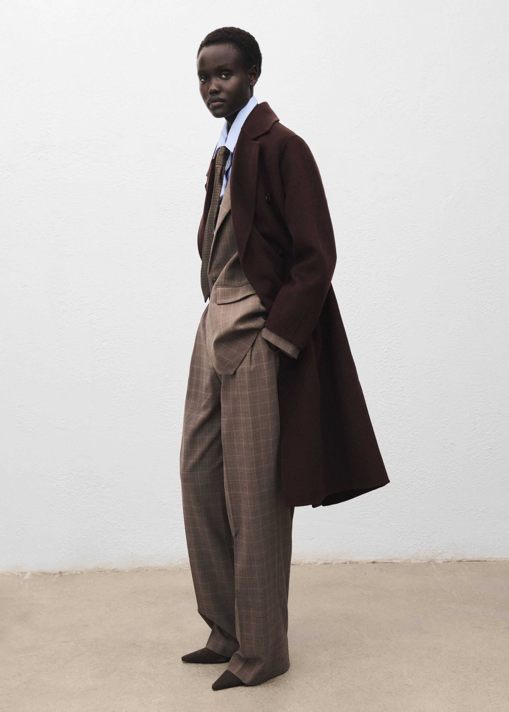 Handmade oversized wool coat - General plane