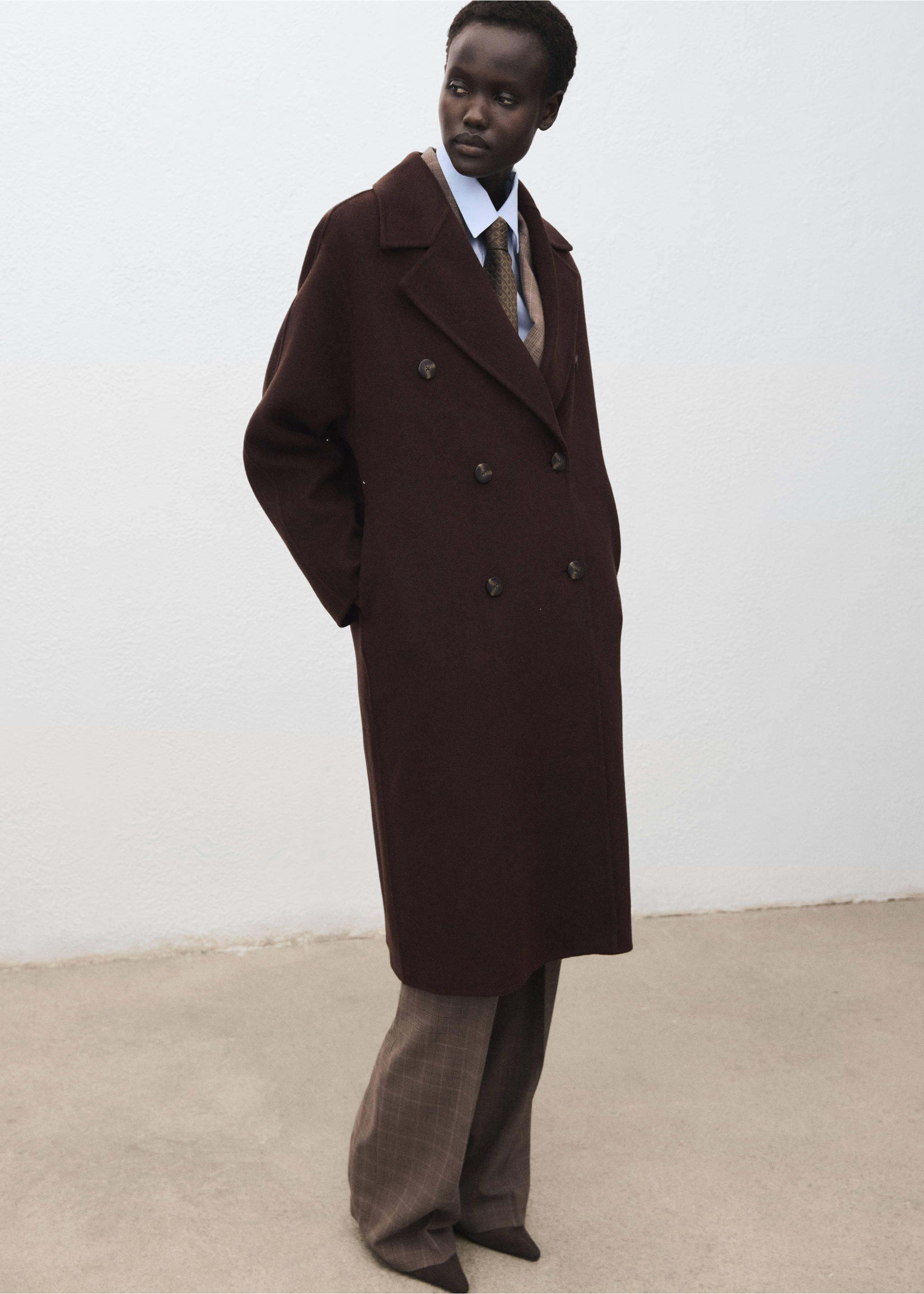 Handmade oversized wool coat - Details of the article 6, Chocolate. Ref: 17085818-00.