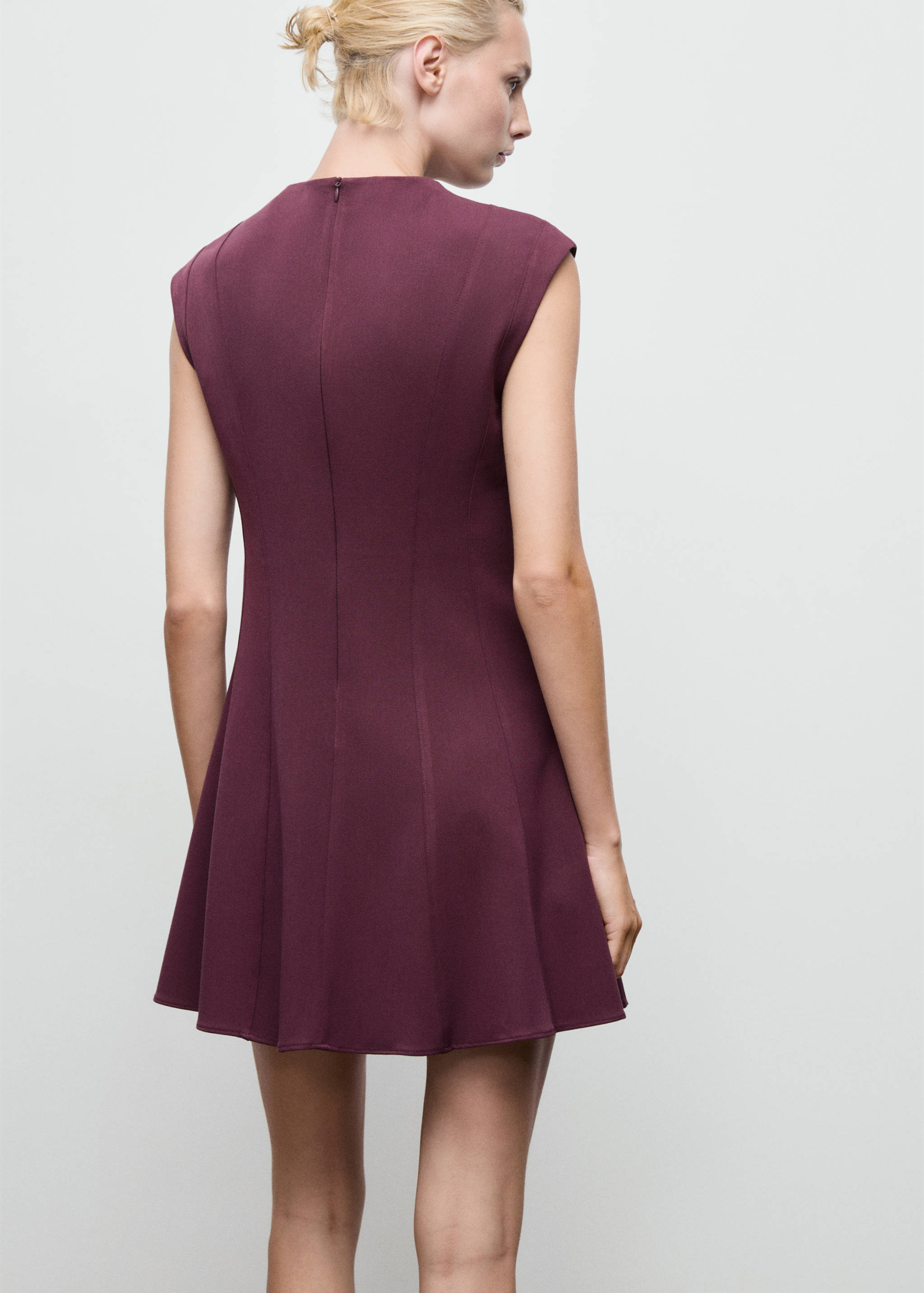 A-line dress with seams - Reverse of the article
