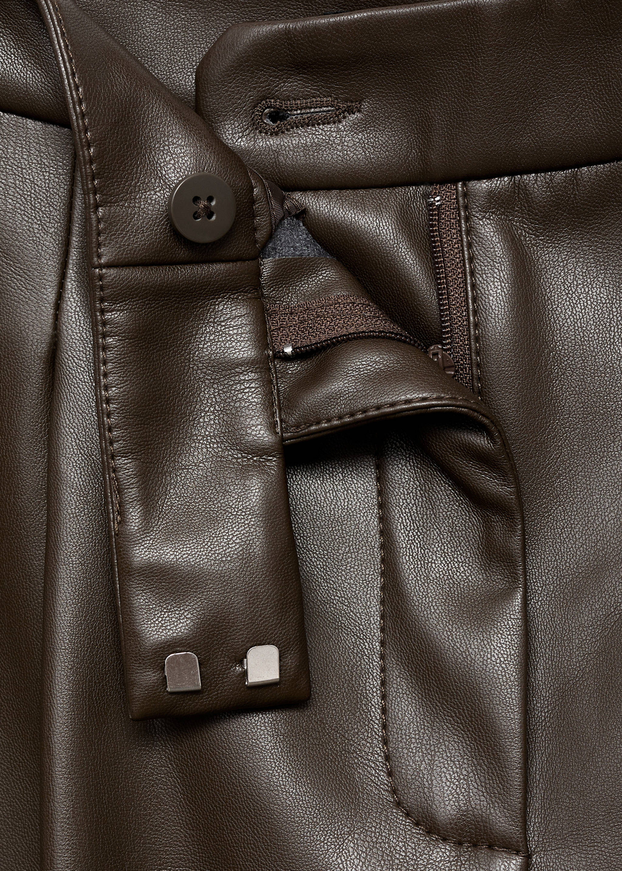 Pantalon large en cuir synthétique - Détail de l'article 8