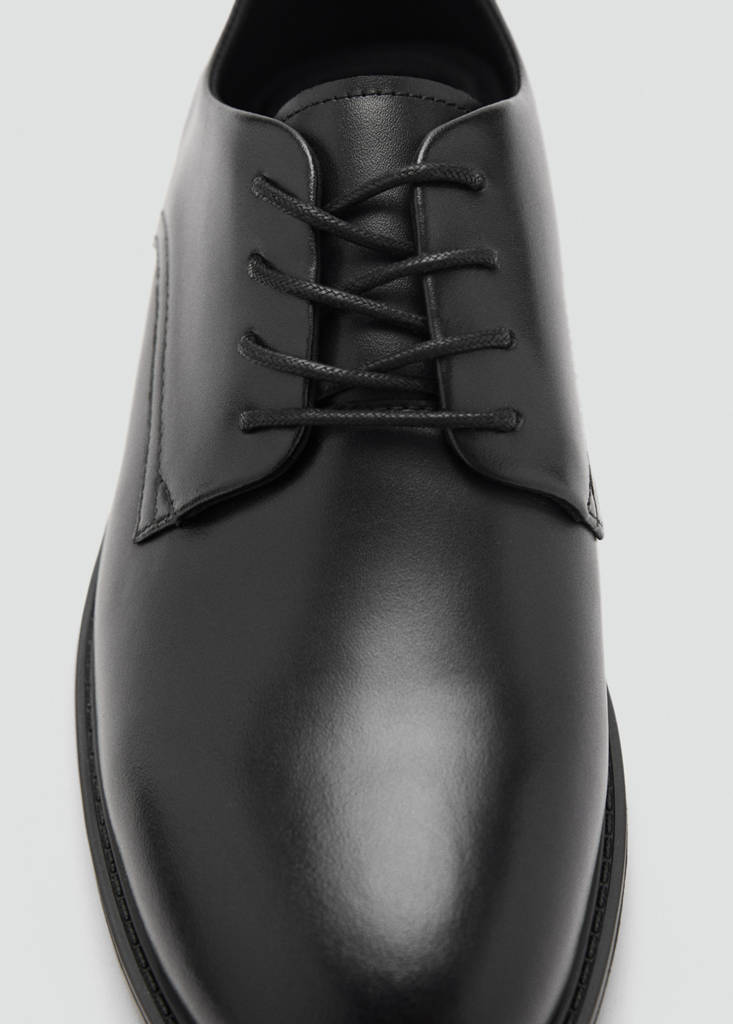 Oxford style leather shoe — Black