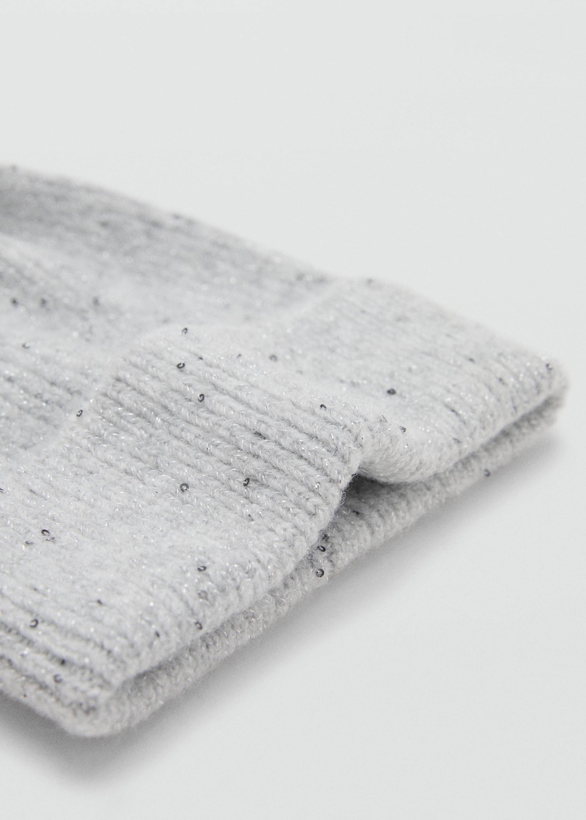 Bonnet à paillettes brillant - Plan moyen