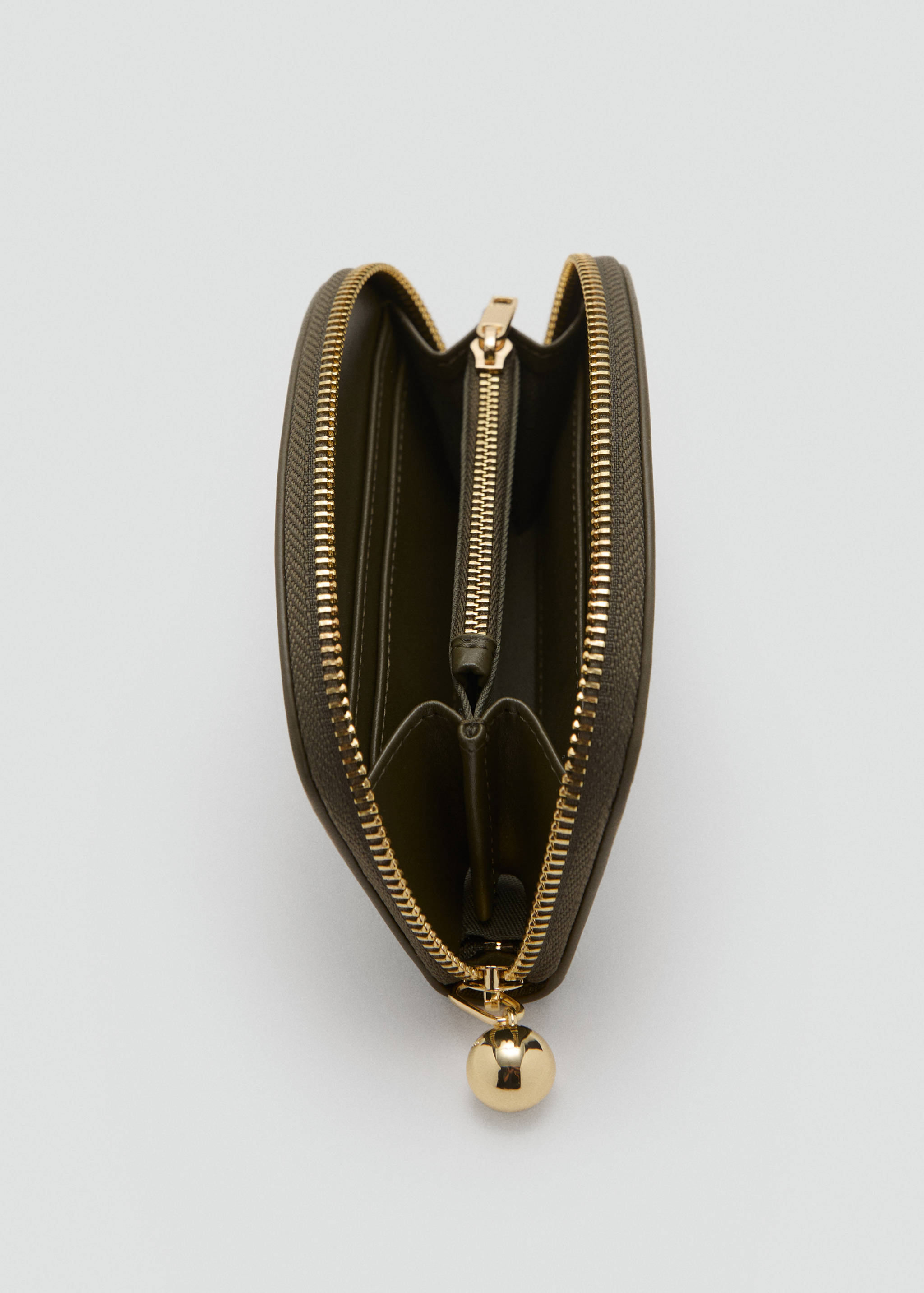 Medium wallet with mini-bead embellishment - Details of the article 1