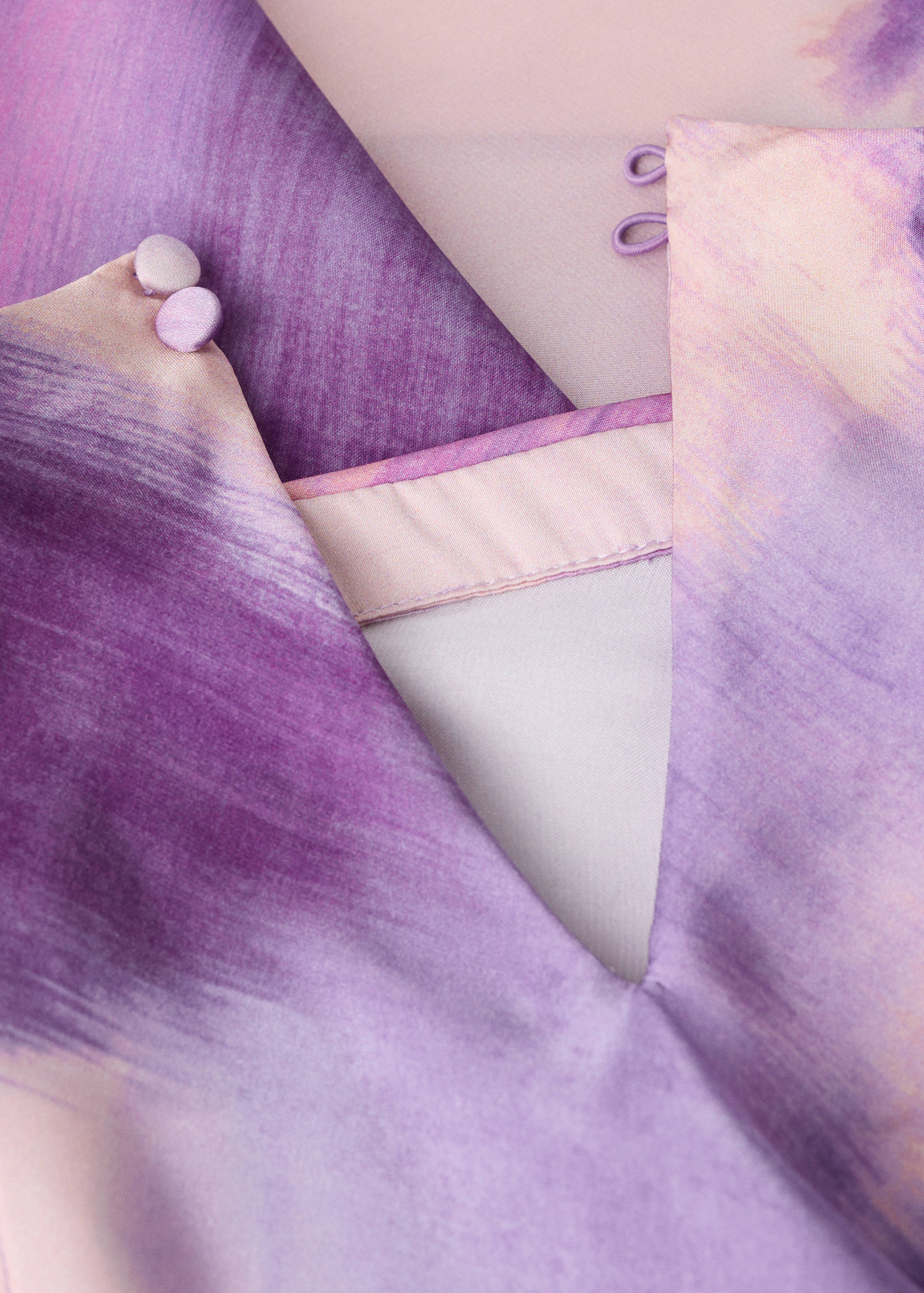 Tie-dye blouse with foulard - Details of the article 8