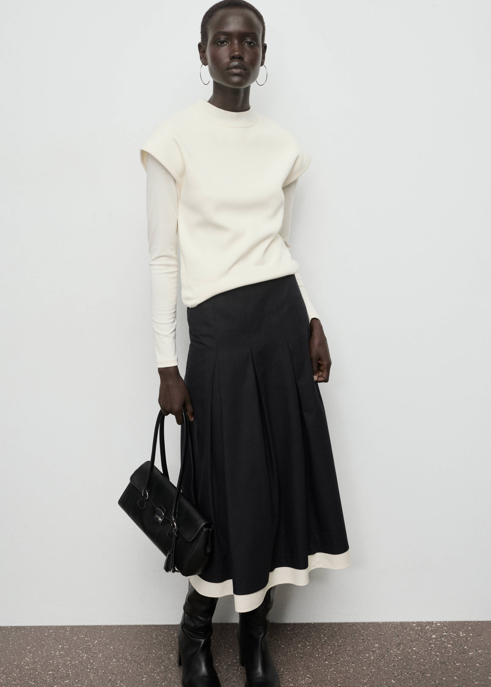 Combined pleated skirt - Details of the article 2