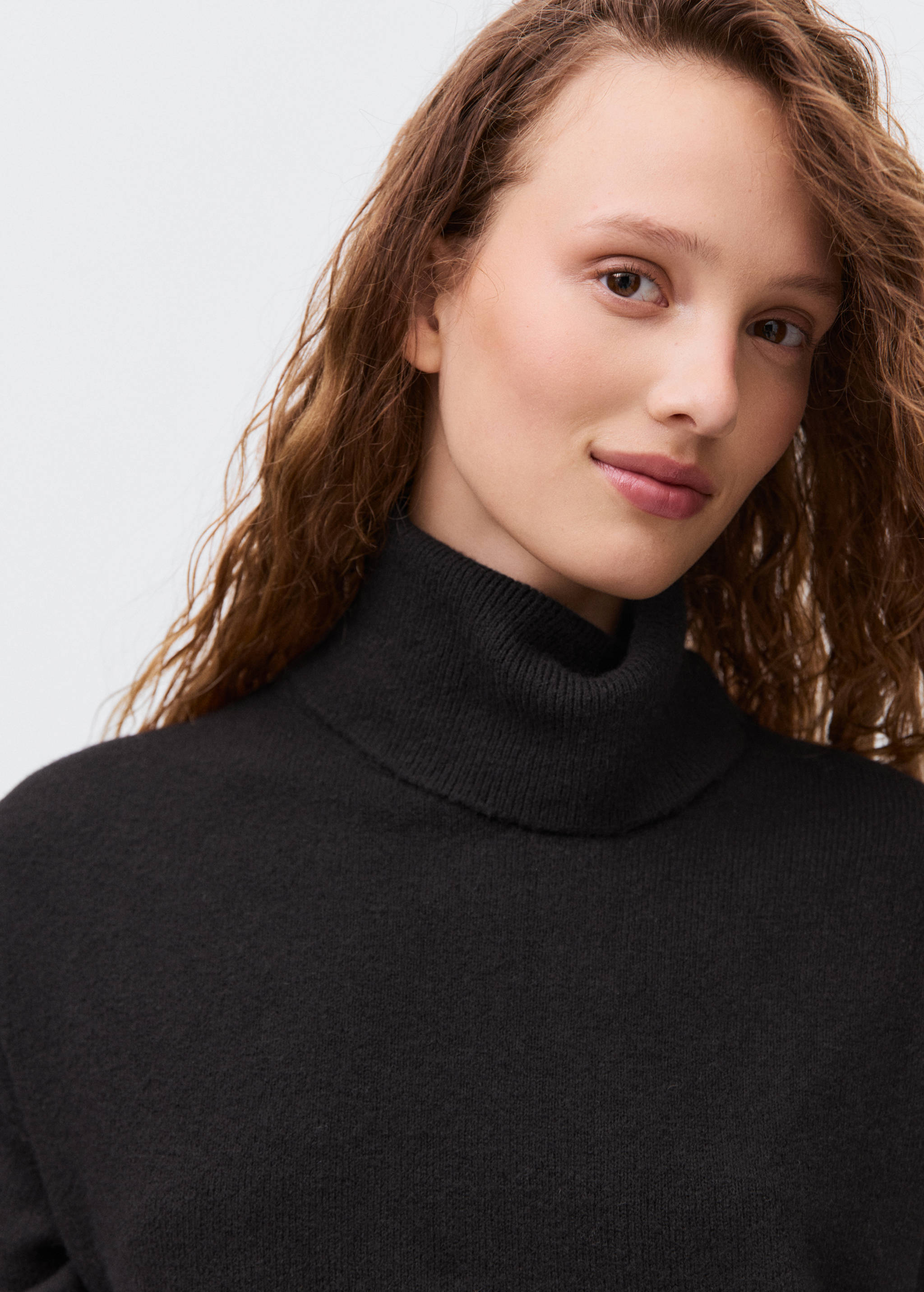 Turtle neck knit dress - Details of the article 1