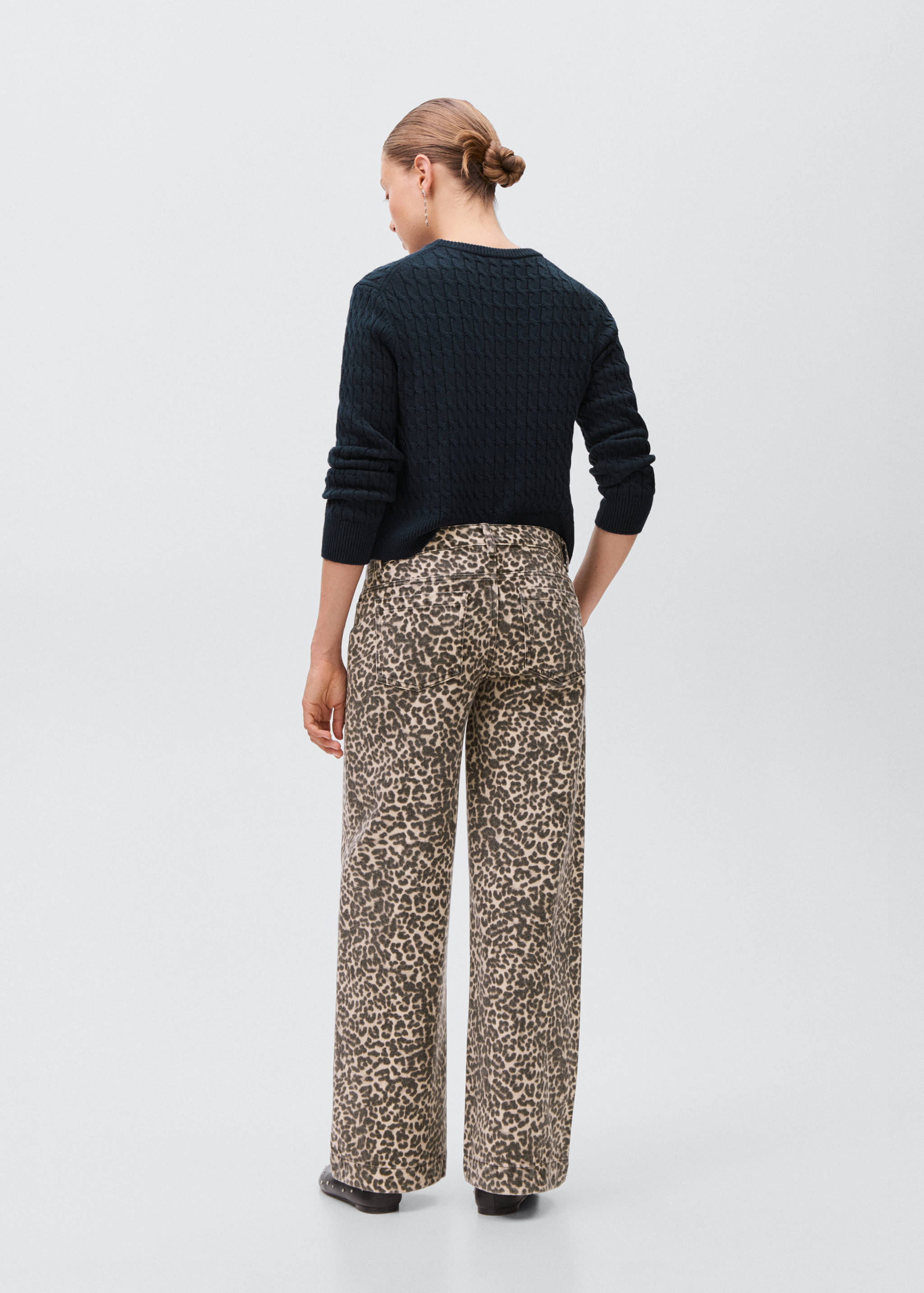 Low-waist animal-print jeans - Reverse of the article