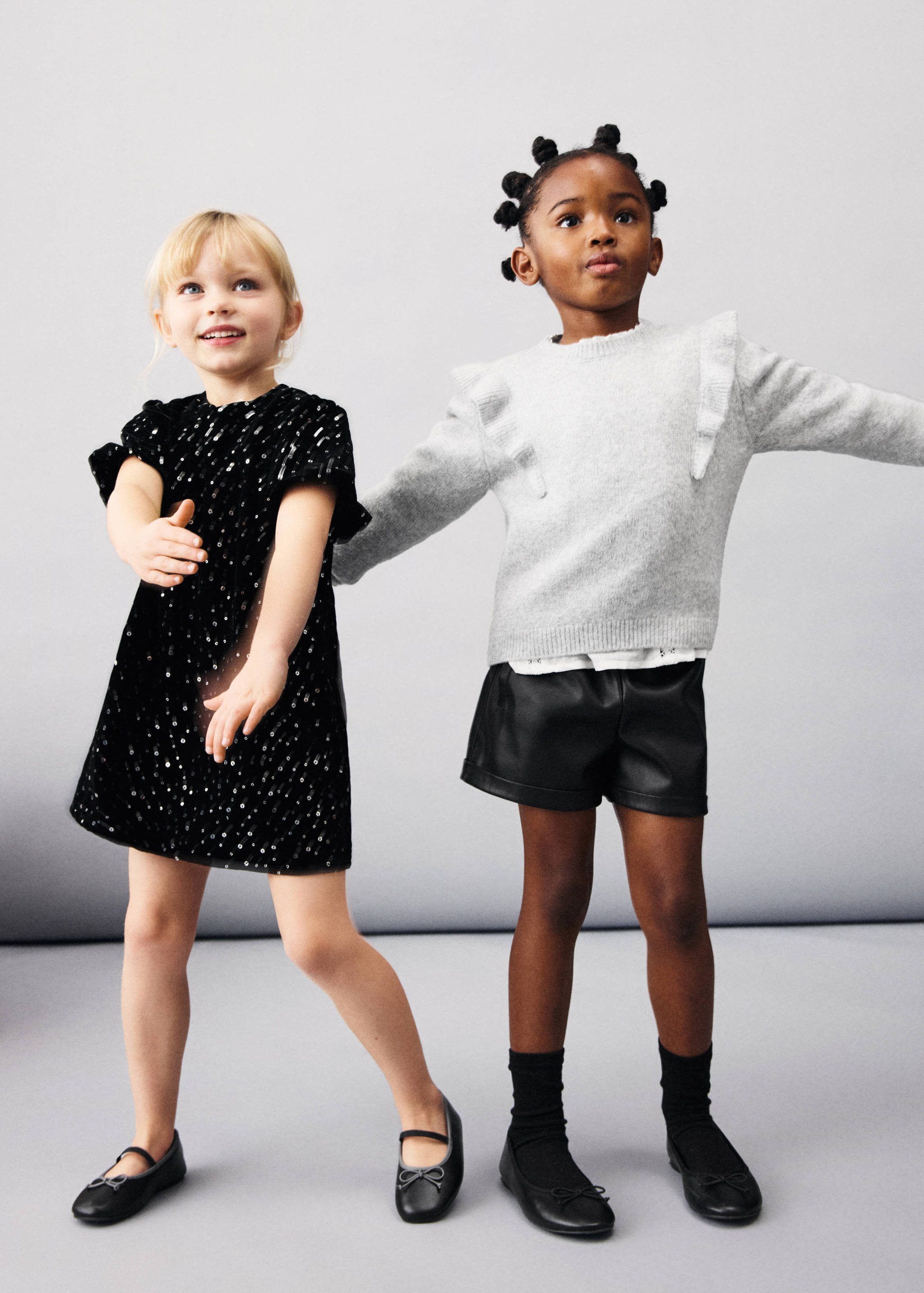 Faux-leather shorts - Details of the article 1